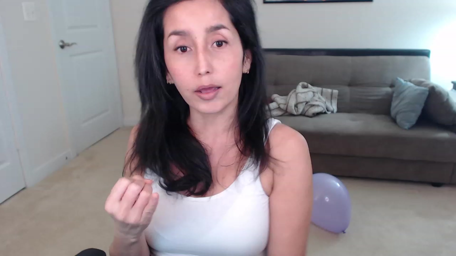 Gallery image thumbnail from ppaprika's myfreecams stream on, 01/23/2023, 02:40 image 1 of 20