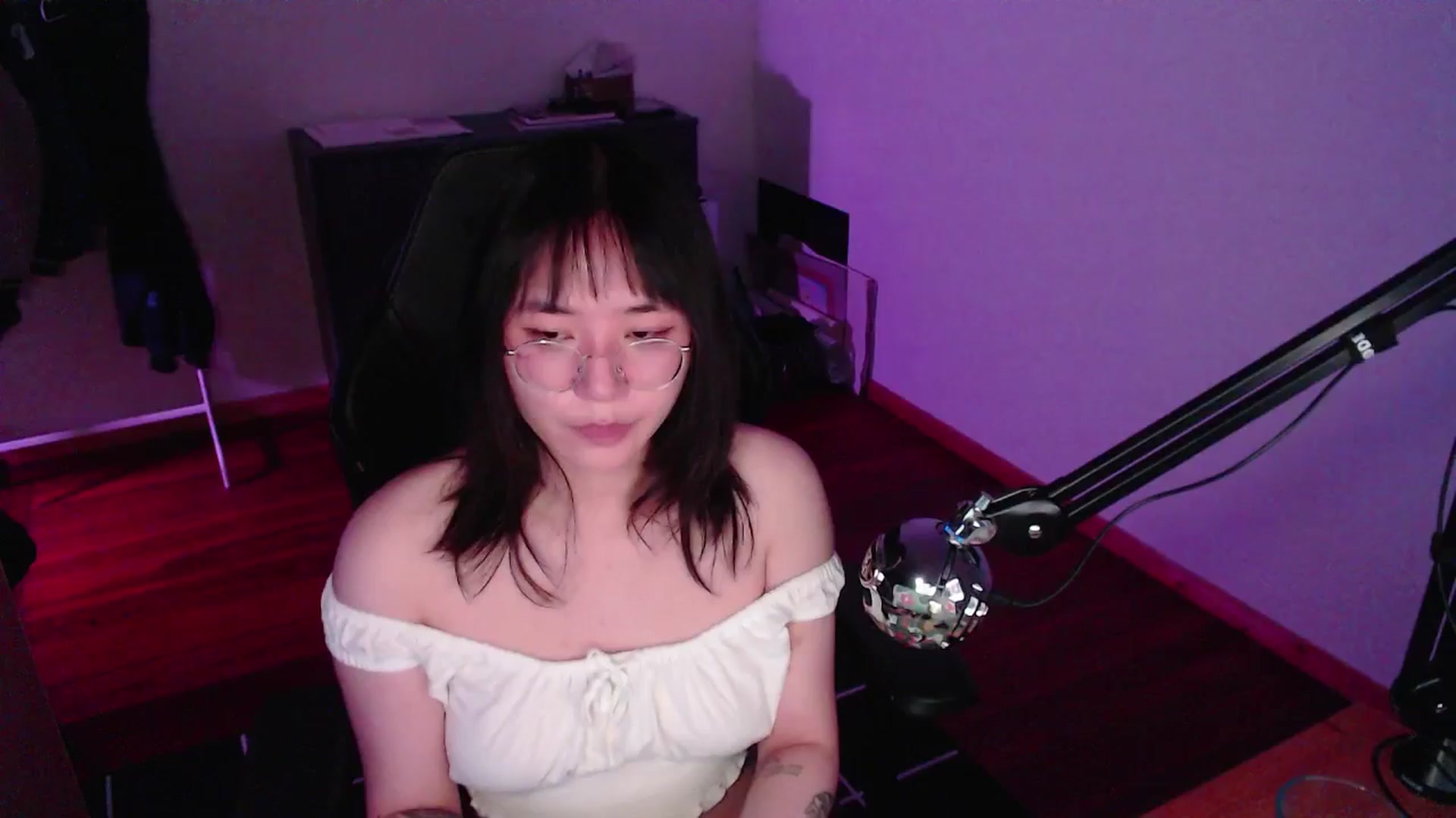 Gallery image thumbnail from ppshredder's myfreecams stream on, 07/16/2024, 02:19 image 7 of 20