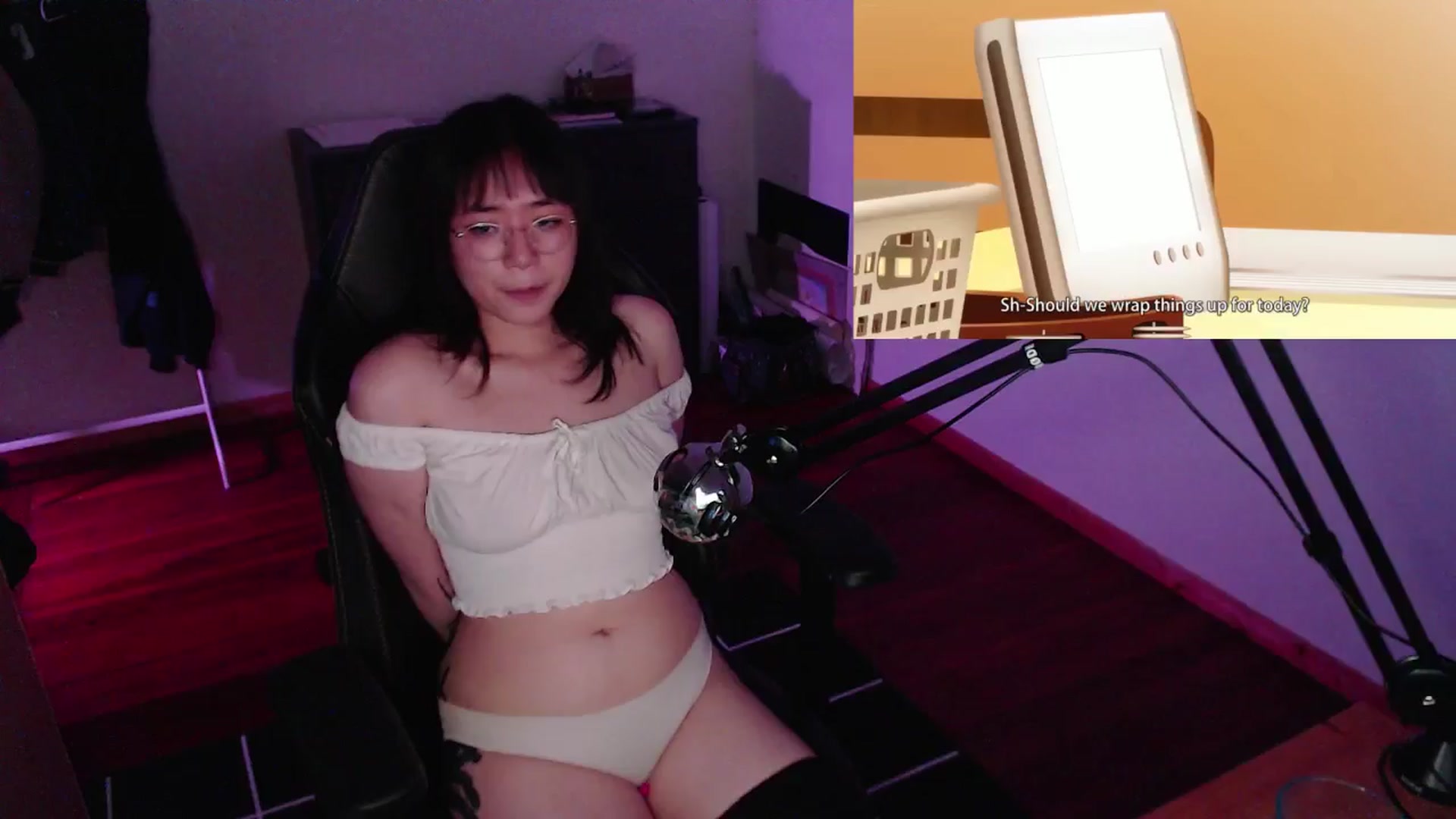 Gallery image thumbnail from ppshredder's myfreecams stream on, 07/16/2024, 02:19 image 11 of 20