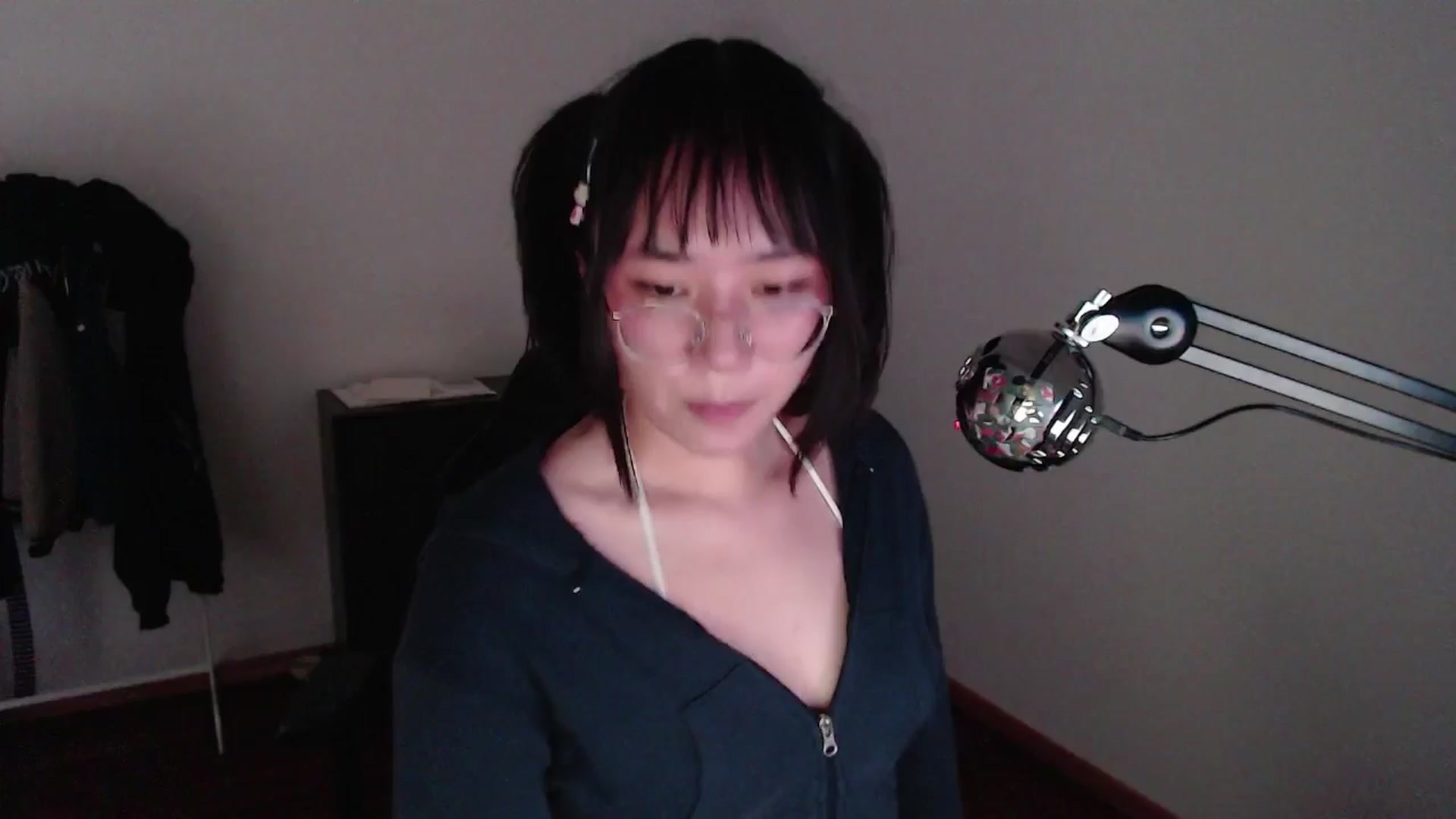Gallery image thumbnail from ppshredder's myfreecams stream on, 08/05/2024, 16:38 image 10 of 20
