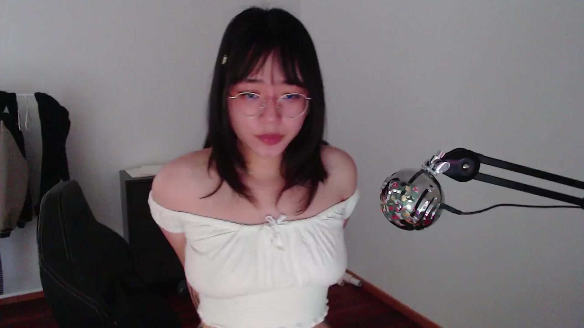 Gallery image thumbnail from ppshredder's myfreecams stream on, 08/08/2024, 13:32 image 5 of 20