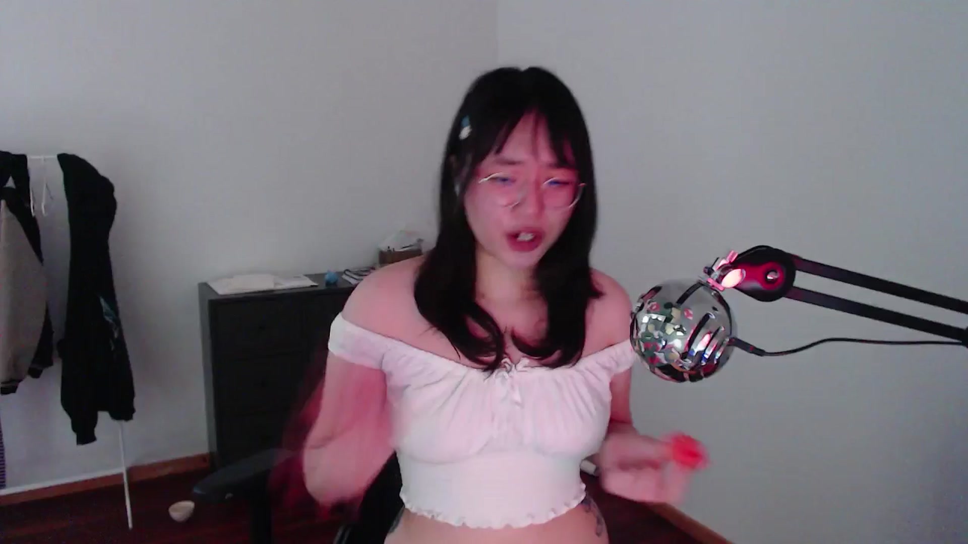 Gallery image thumbnail from ppshredder's myfreecams stream on, 08/08/2024, 13:32 image 18 of 20