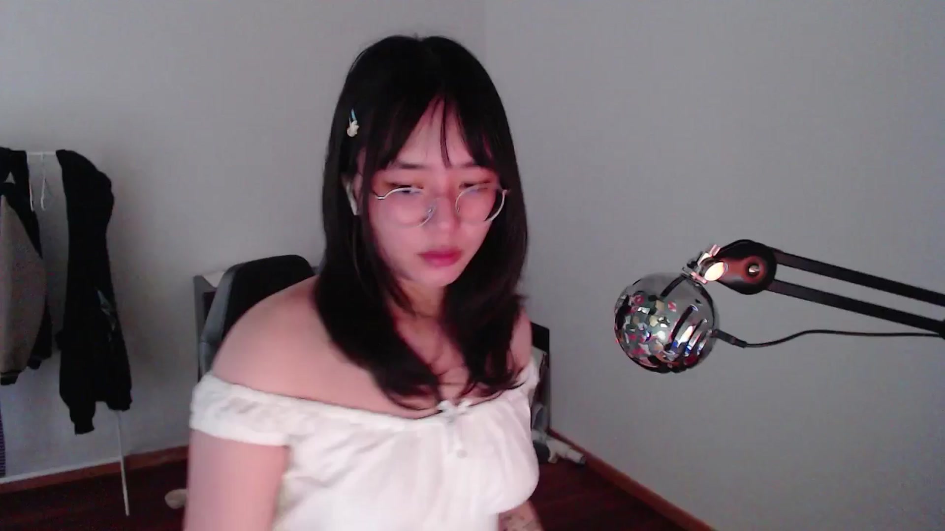 Gallery image thumbnail from ppshredder's myfreecams stream on, 08/08/2024, 13:32 image 15 of 20