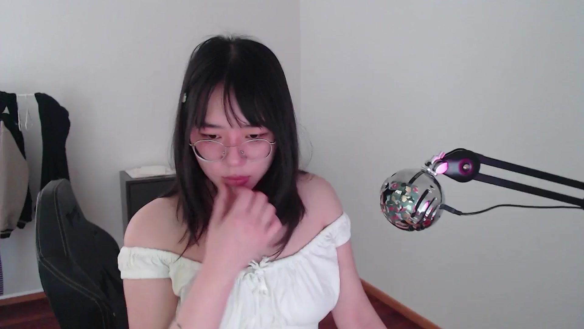 Gallery image thumbnail from ppshredder's myfreecams stream on, 08/08/2024, 13:32 image 7 of 20
