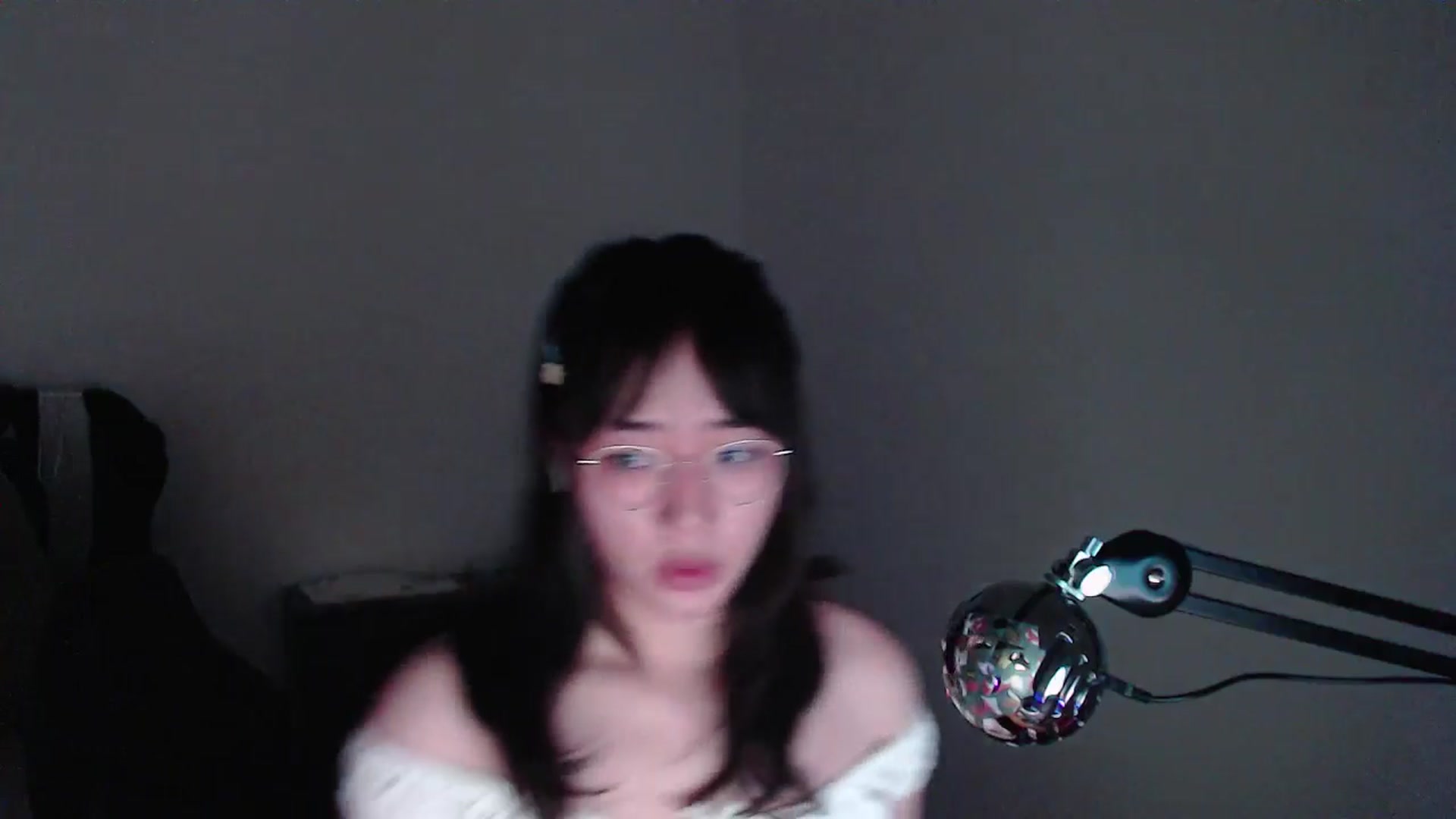 Gallery image thumbnail from ppshredder's myfreecams stream on, 08/08/2024, 15:00 image 4 of 20