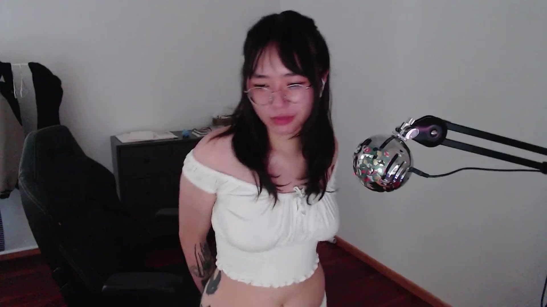 Gallery image thumbnail from ppshredder's myfreecams stream on, 08/08/2024, 15:00 image 10 of 20