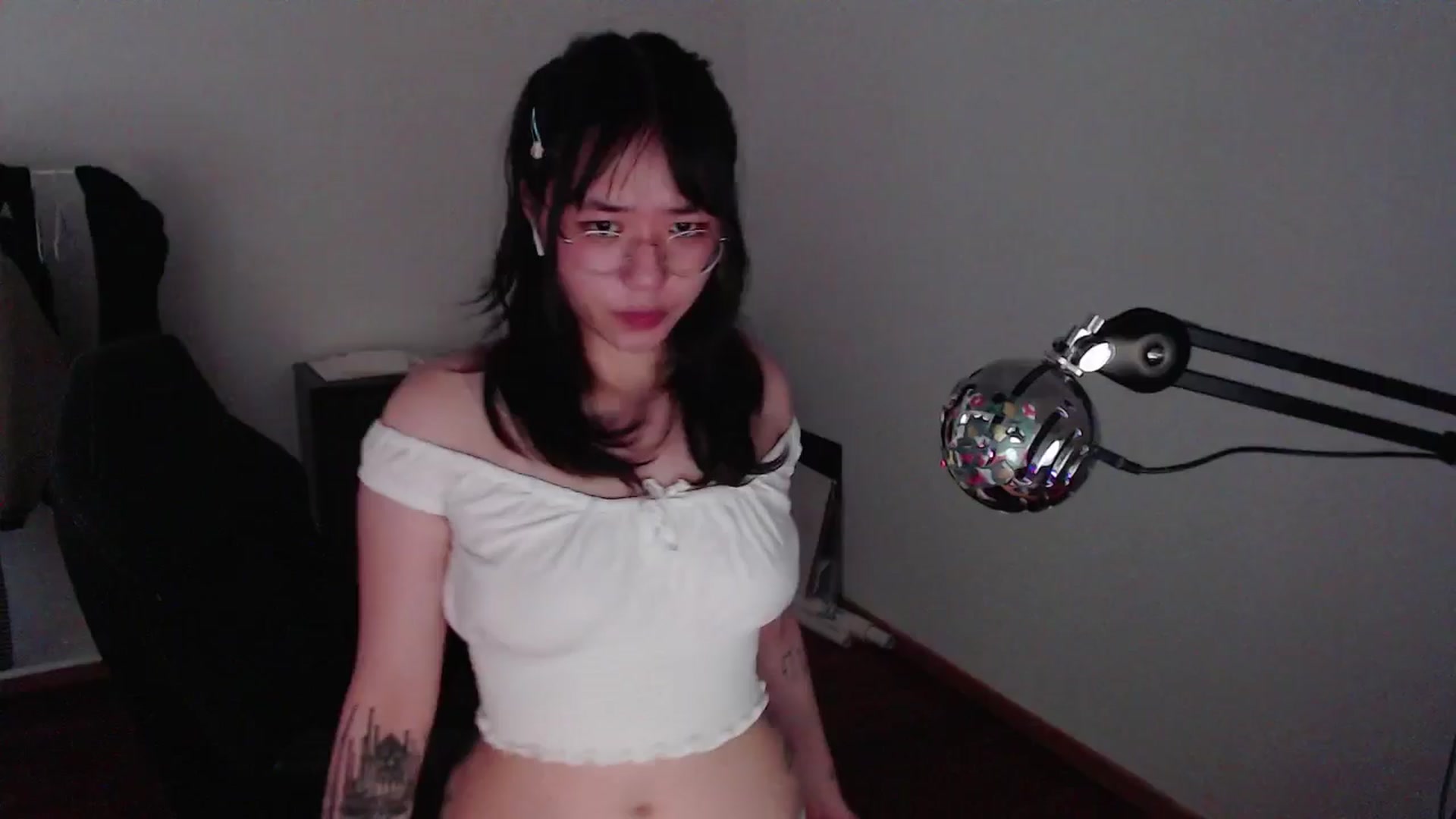 Gallery image thumbnail from ppshredder's myfreecams stream on, 08/08/2024, 15:00 image 6 of 20