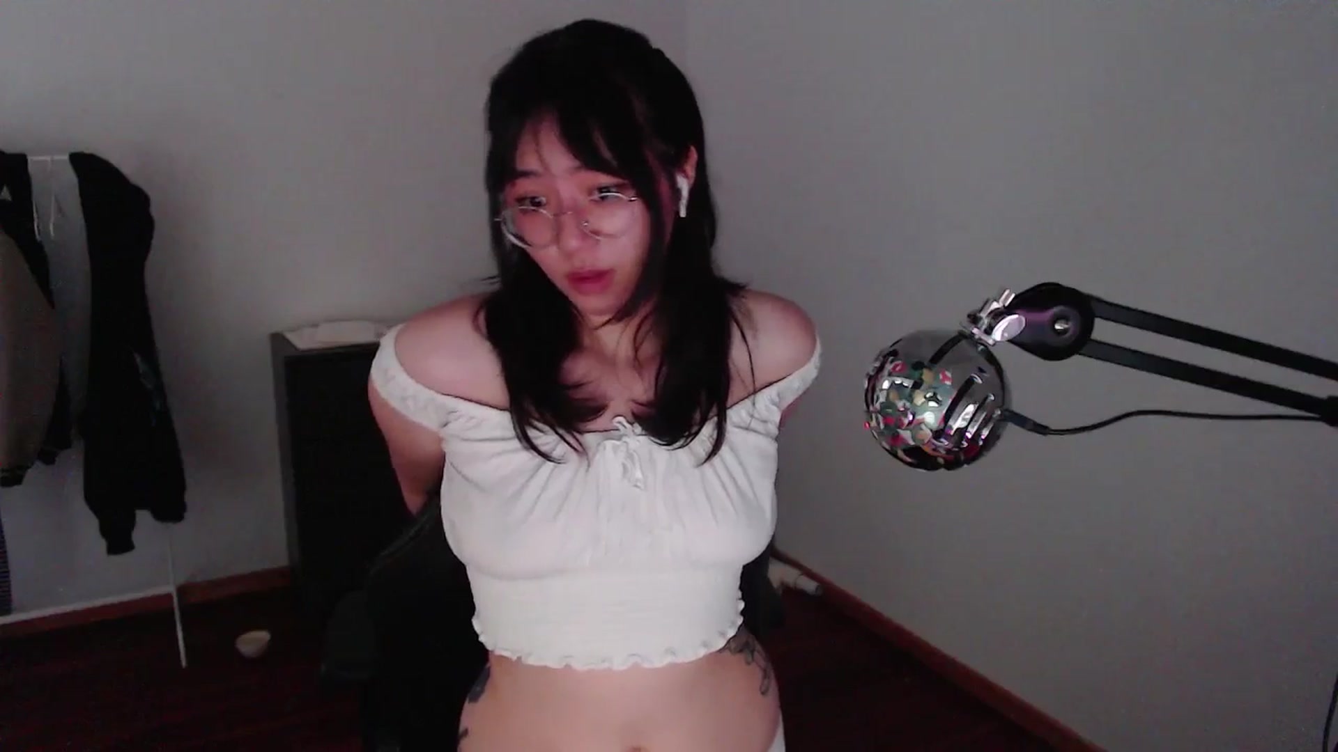 Gallery image thumbnail from ppshredder's myfreecams stream on, 08/08/2024, 15:00 image 16 of 20