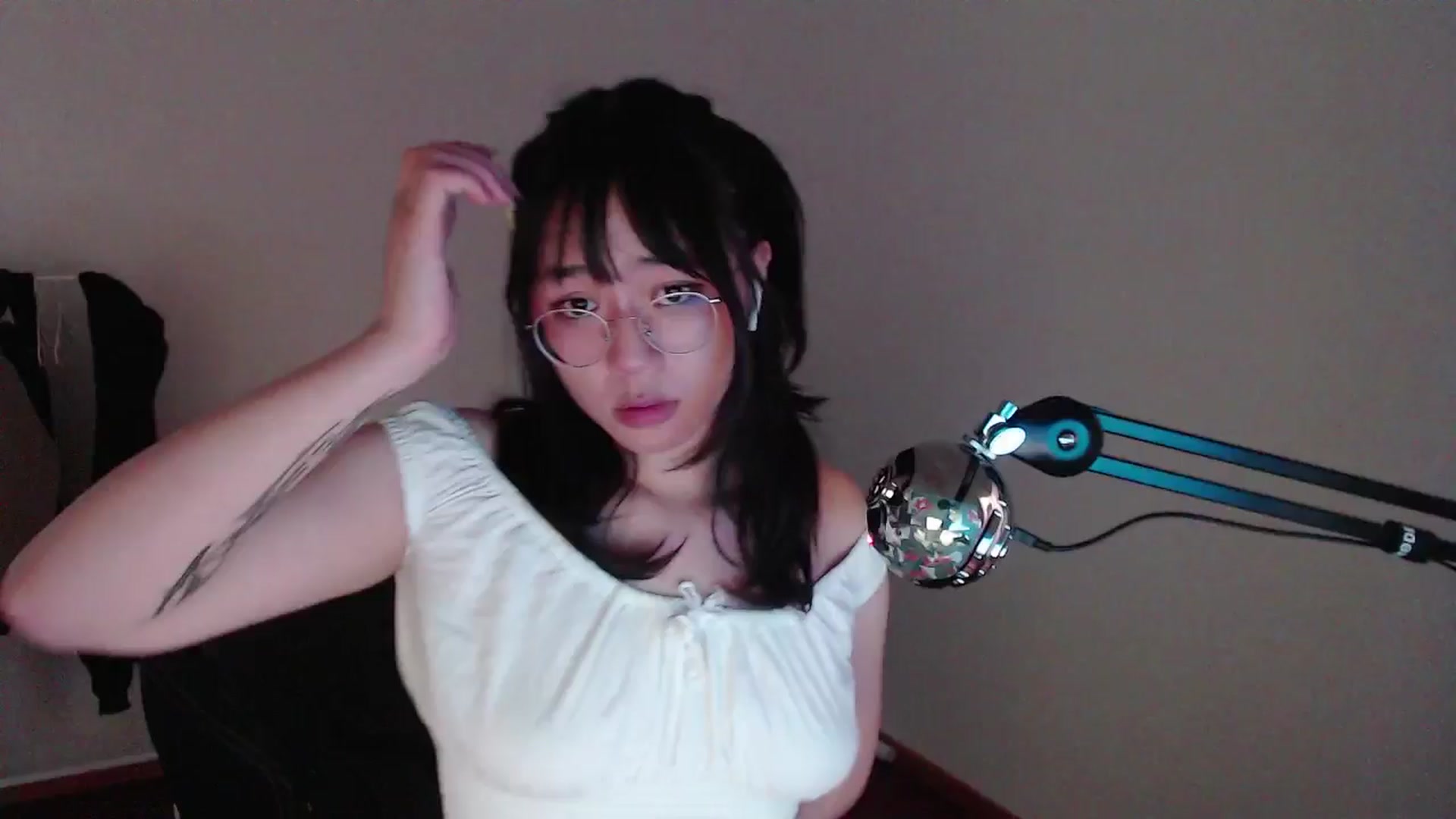 Gallery image thumbnail from ppshredder's myfreecams stream on, 08/08/2024, 18:04 image 5 of 20