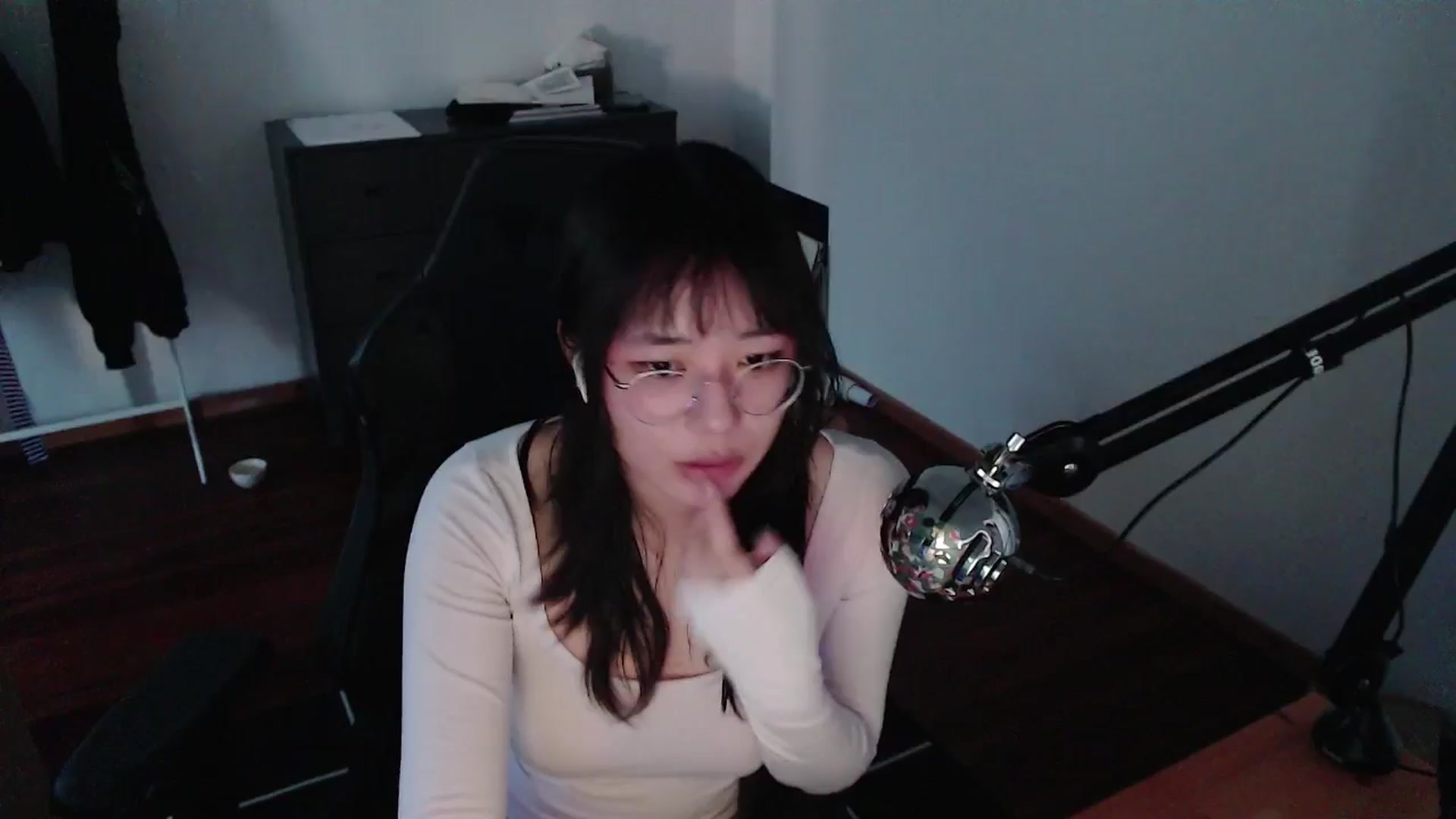 Gallery image thumbnail from ppshredder's myfreecams stream on, 08/12/2024, 18:03 image 17 of 20