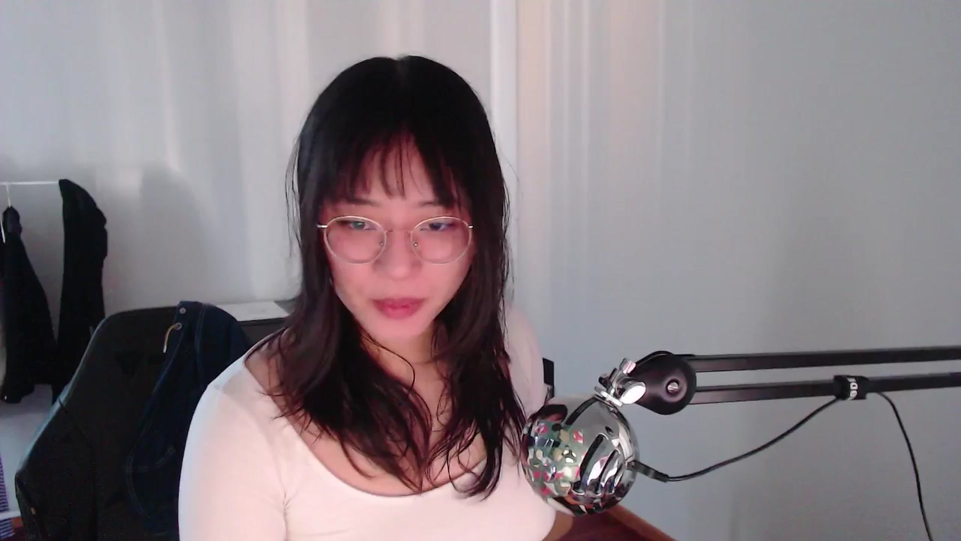 Gallery image thumbnail from ppshredder's myfreecams stream on, 08/12/2024, 18:03 image 2 of 20