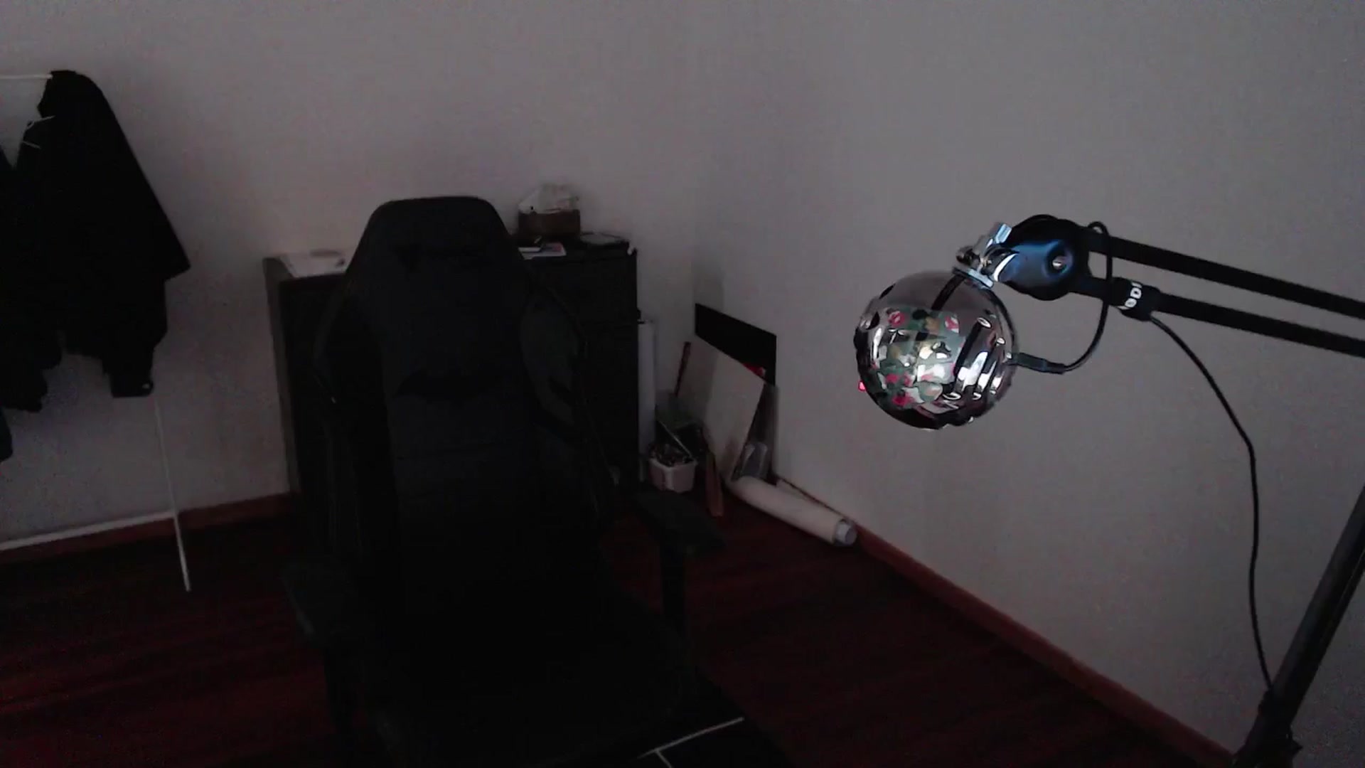 Gallery image thumbnail from ppshredder's myfreecams stream on, 10/17/2024, 12:50 image 11 of 20