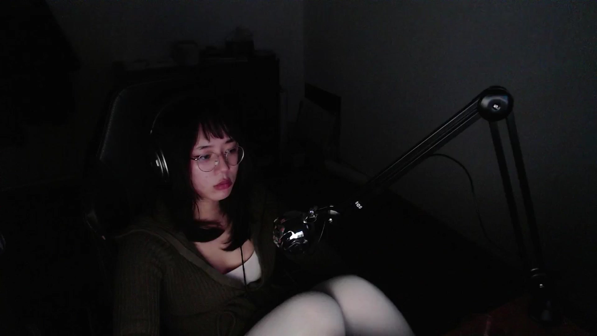 Gallery image thumbnail from ppshredder's myfreecams stream on, 10/19/2024, 21:12 image 3 of 20