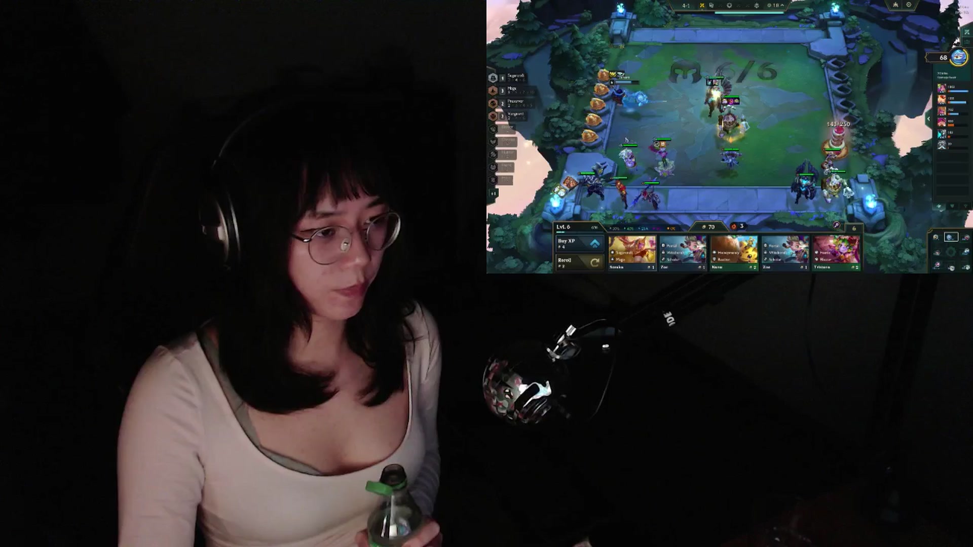 Gallery image thumbnail from ppshredder's myfreecams stream on, 10/19/2024, 21:12 image 9 of 20