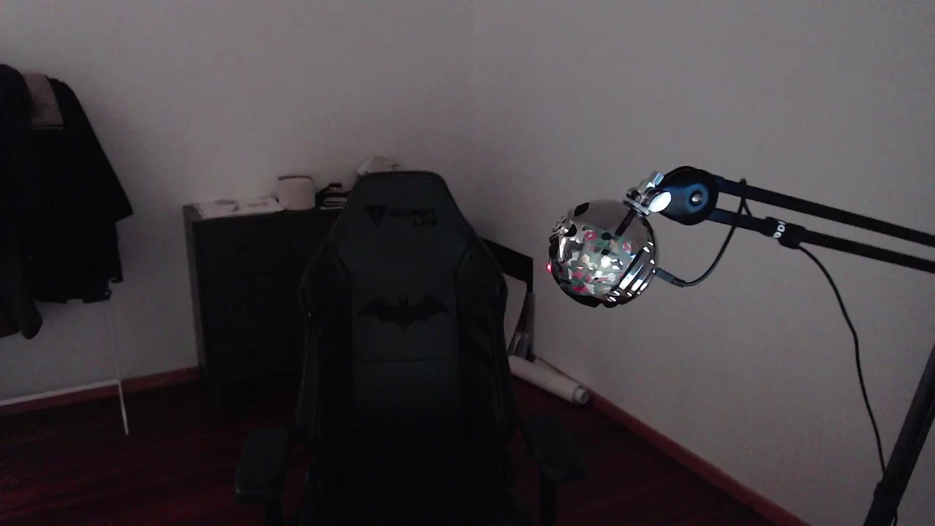 Gallery image thumbnail from ppshredder's myfreecams stream on, 10/20/2024, 13:06 image 6 of 20