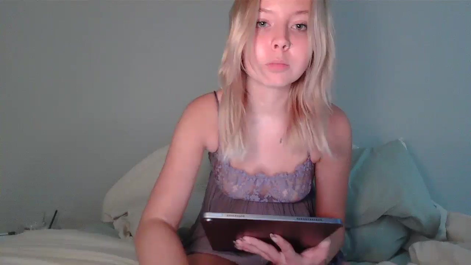 Gallery image thumbnail from pr1ncessbelle's myfreecams stream on, 03/09/2025, 06:53 image 16 of 20