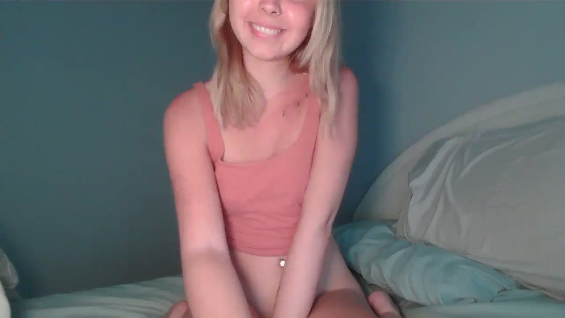 Gallery image thumbnail from pr1ncessbelle's myfreecams stream on, 03/25/2025, 23:59 image 16 of 20