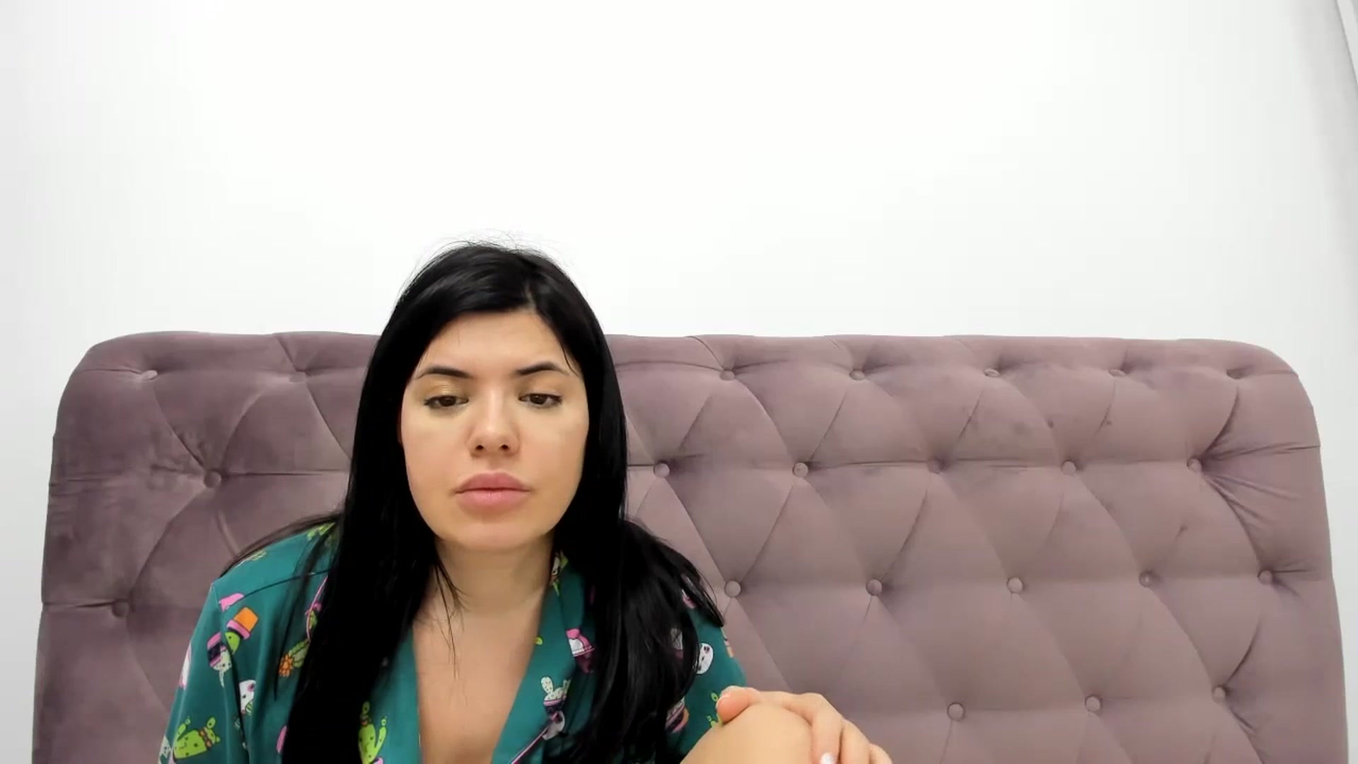Gallery image thumbnail from pralina's myfreecams stream on, 01/22/2024, 22:26 image 3 of 20