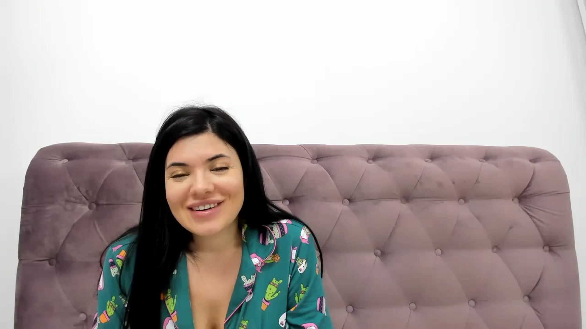 Gallery image thumbnail from pralina's myfreecams stream on, 01/22/2024, 22:26 image 8 of 20