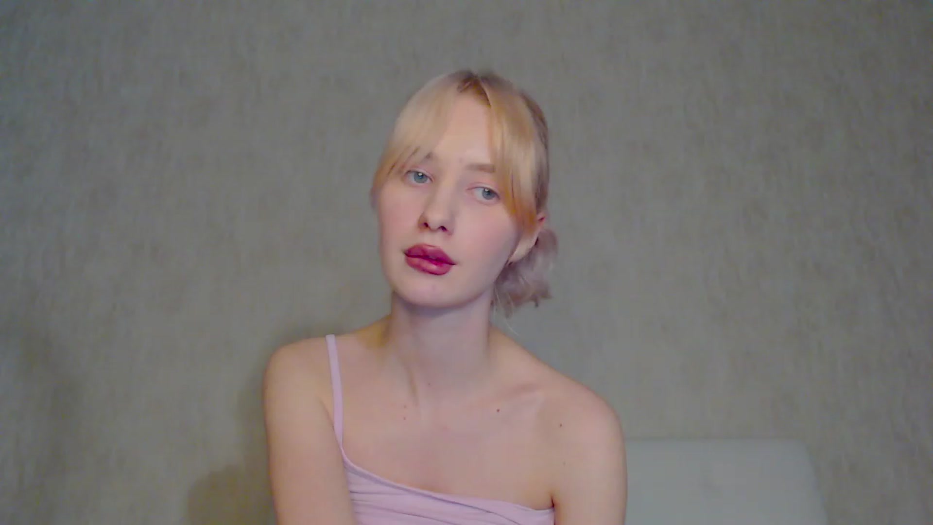 Gallery image thumbnail from pretty_maya_'s myfreecams stream on, 03/18/2023, 16:59 image 10 of 20