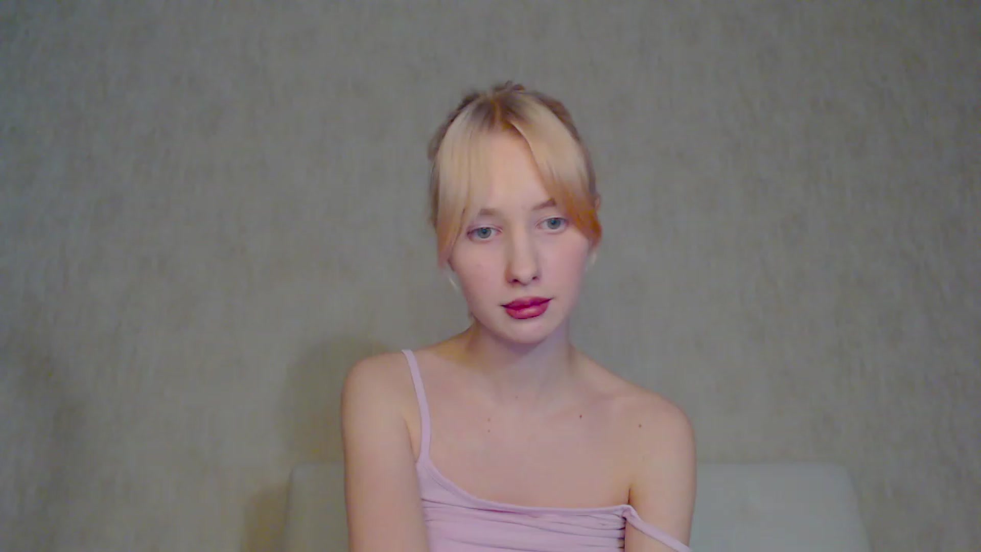 Gallery image thumbnail from pretty_maya_'s myfreecams stream on, 03/18/2023, 16:59 image 8 of 20