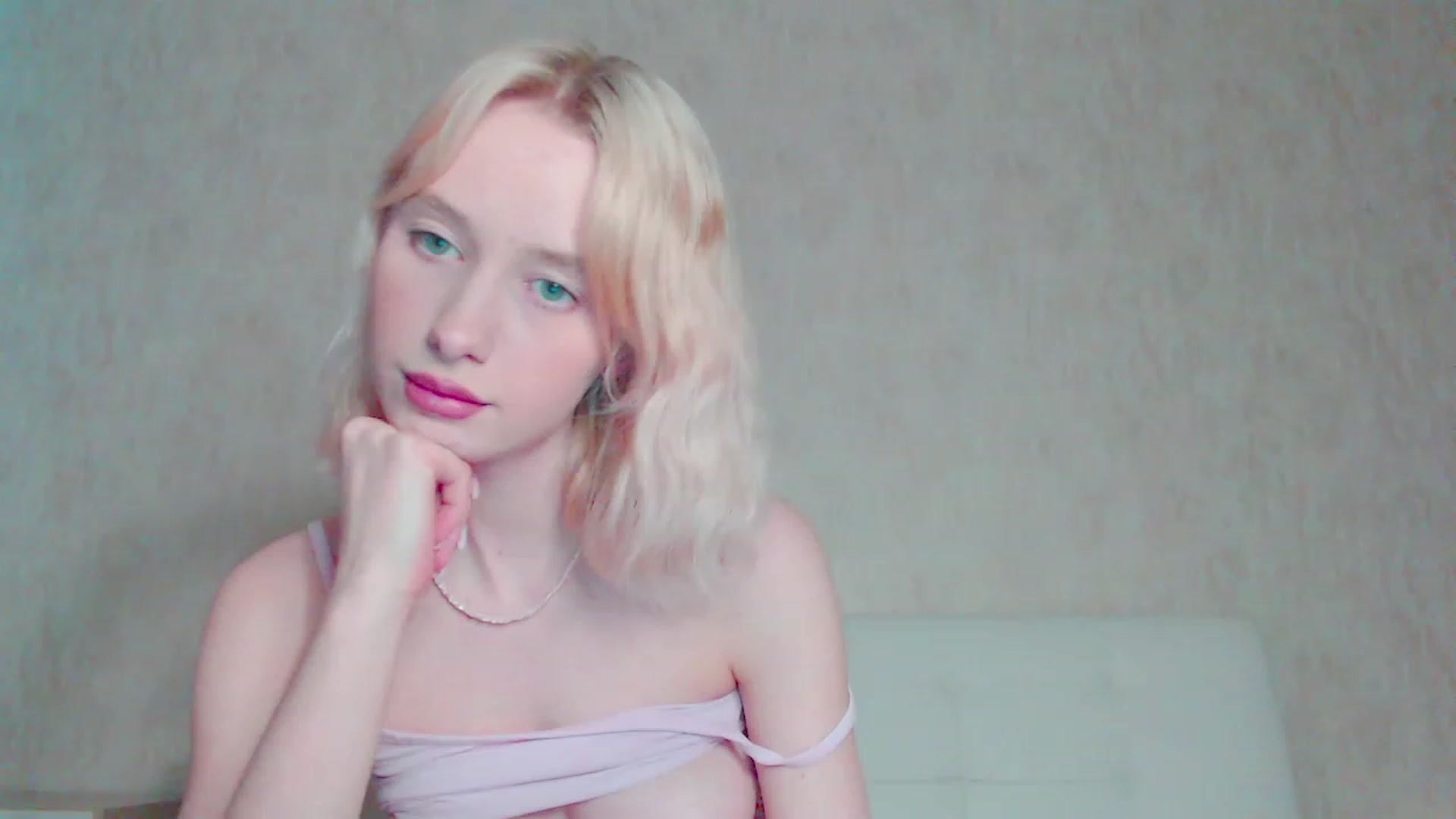 Gallery image thumbnail from pretty_maya_'s myfreecams stream on, 03/23/2023, 14:02 image 17 of 20