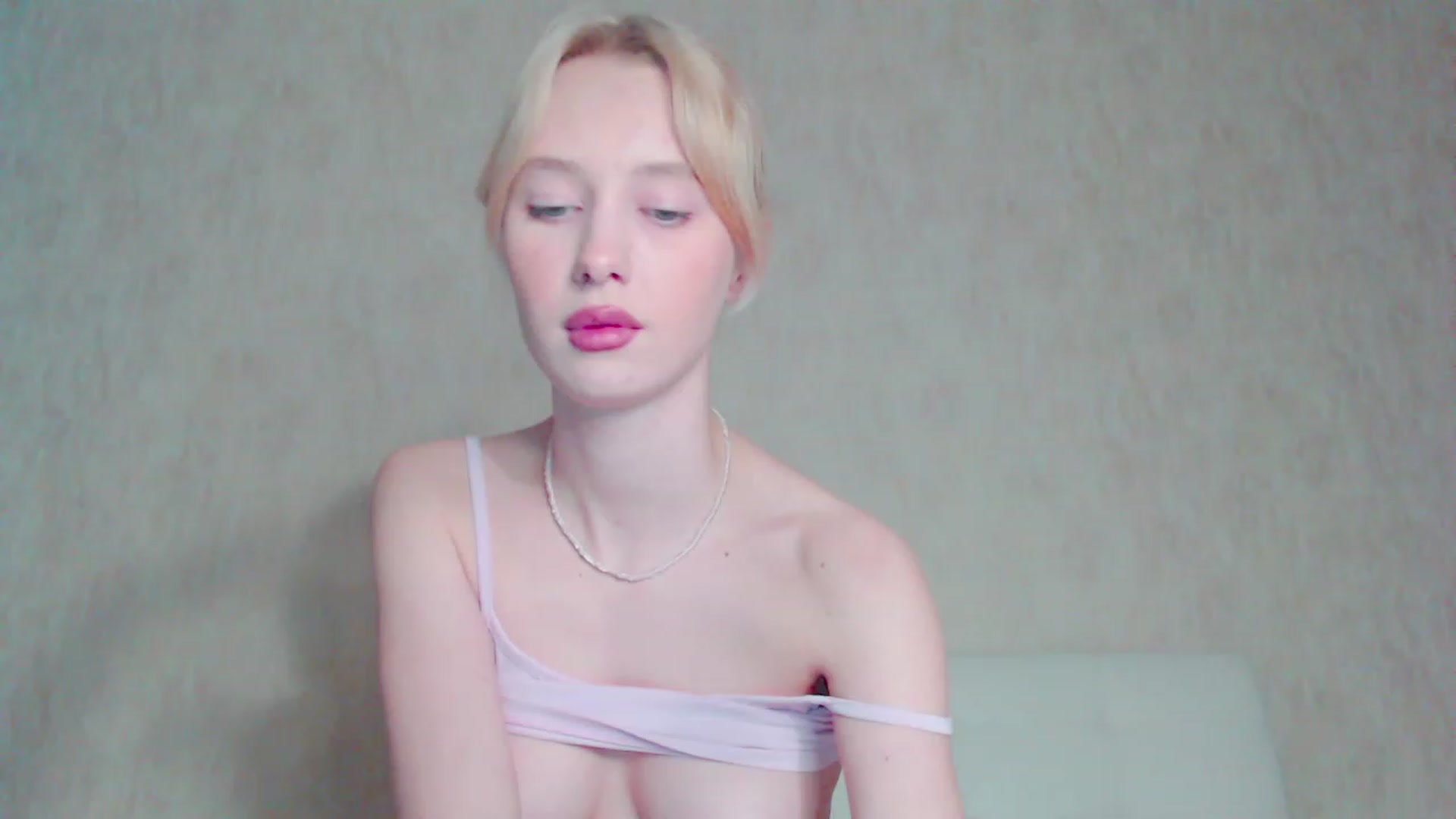 Gallery image thumbnail from pretty_maya_'s myfreecams stream on, 03/23/2023, 14:53 image 10 of 20