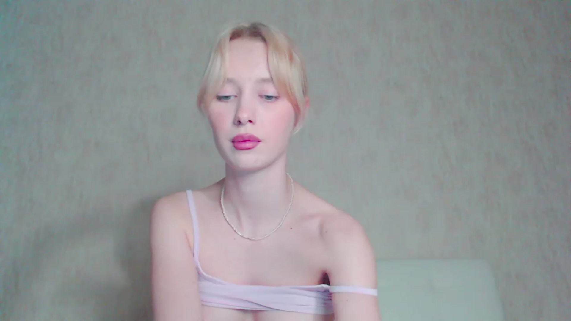 Gallery image thumbnail from pretty_maya_'s myfreecams stream on, 03/23/2023, 14:53 image 13 of 20