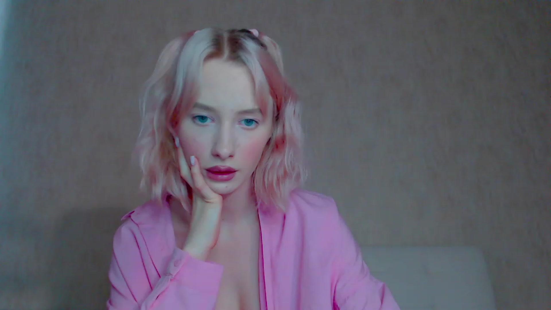 Gallery image thumbnail from pretty_maya_'s myfreecams stream on, 03/25/2023, 12:23 image 16 of 20