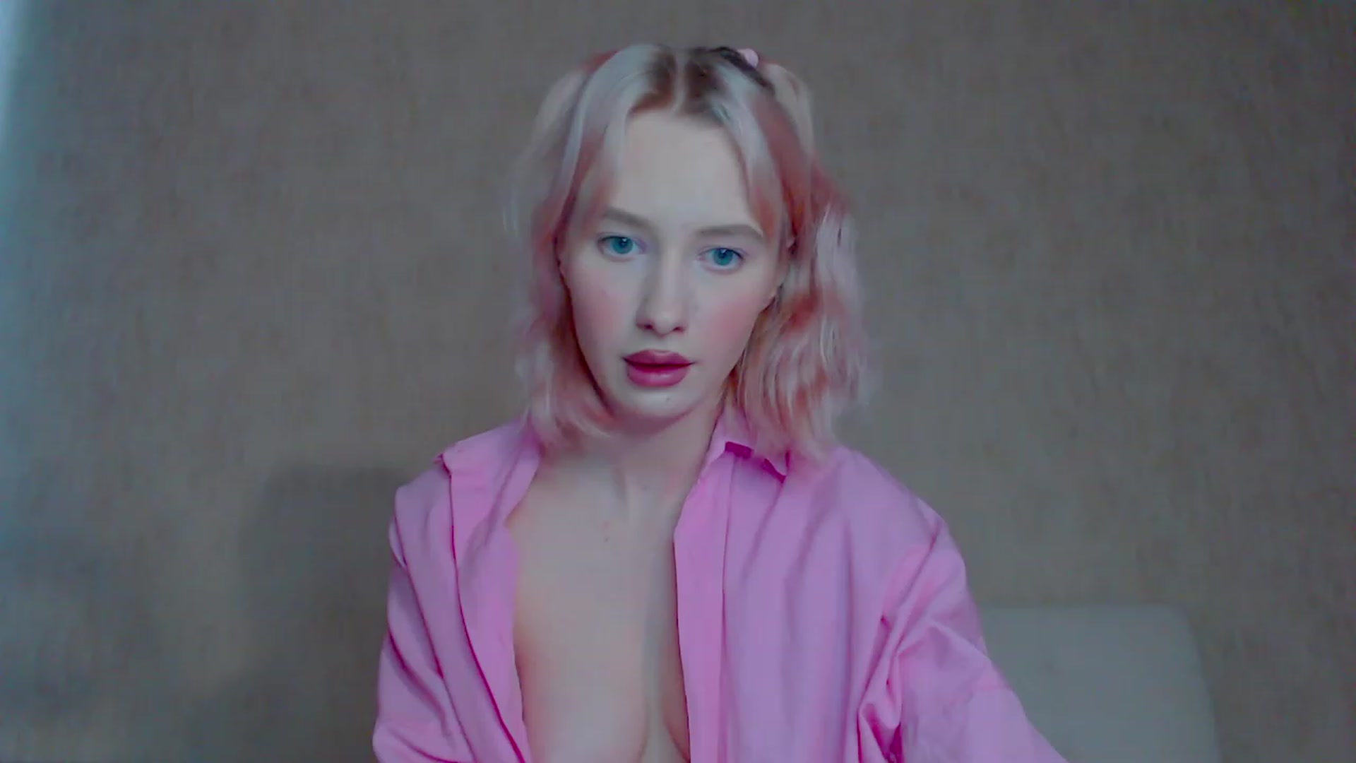 Gallery image thumbnail from pretty_maya_'s myfreecams stream on, 03/25/2023, 12:23 image 7 of 20
