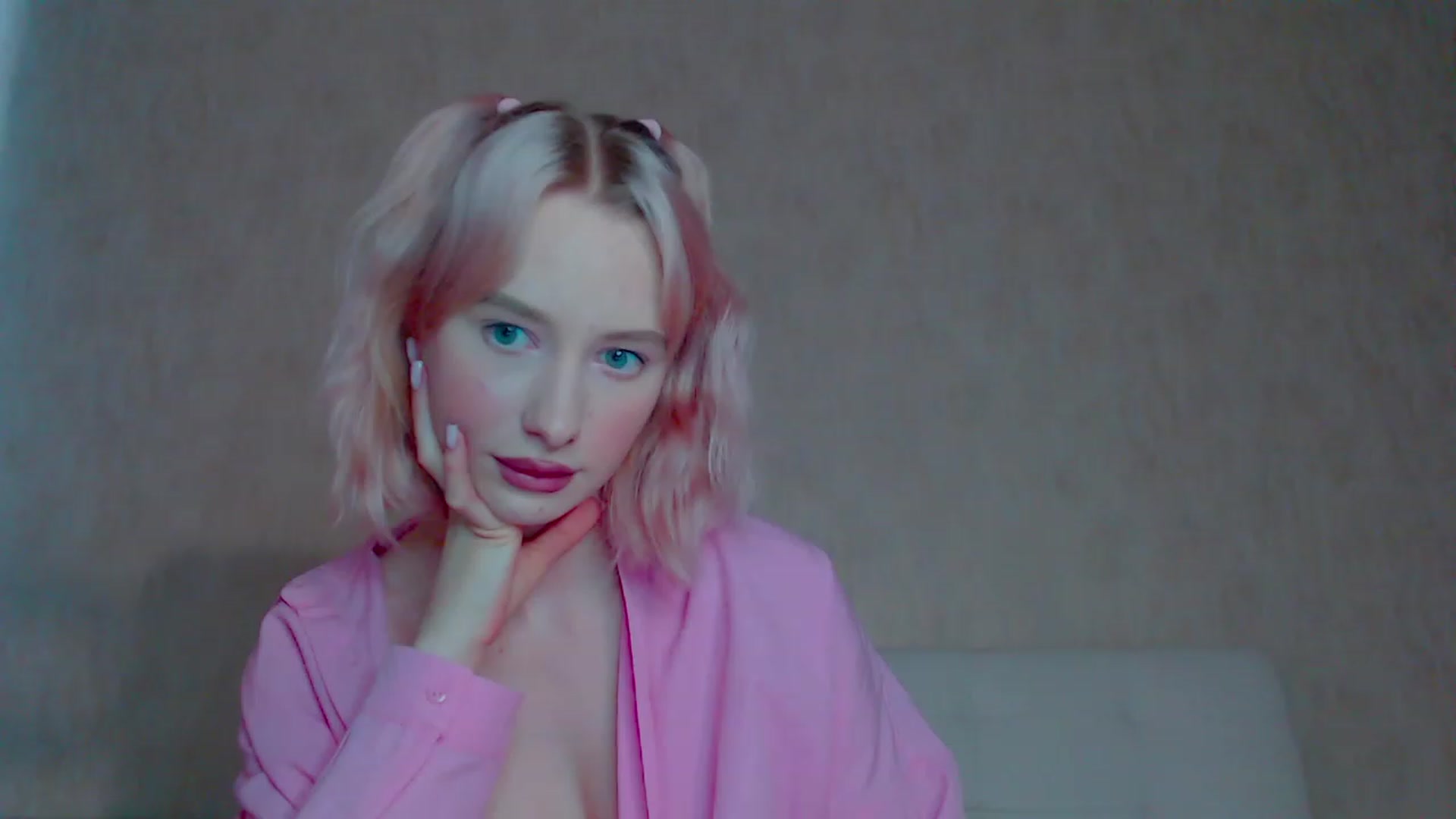 Gallery image thumbnail from pretty_maya_'s myfreecams stream on, 03/25/2023, 12:23 image 19 of 20