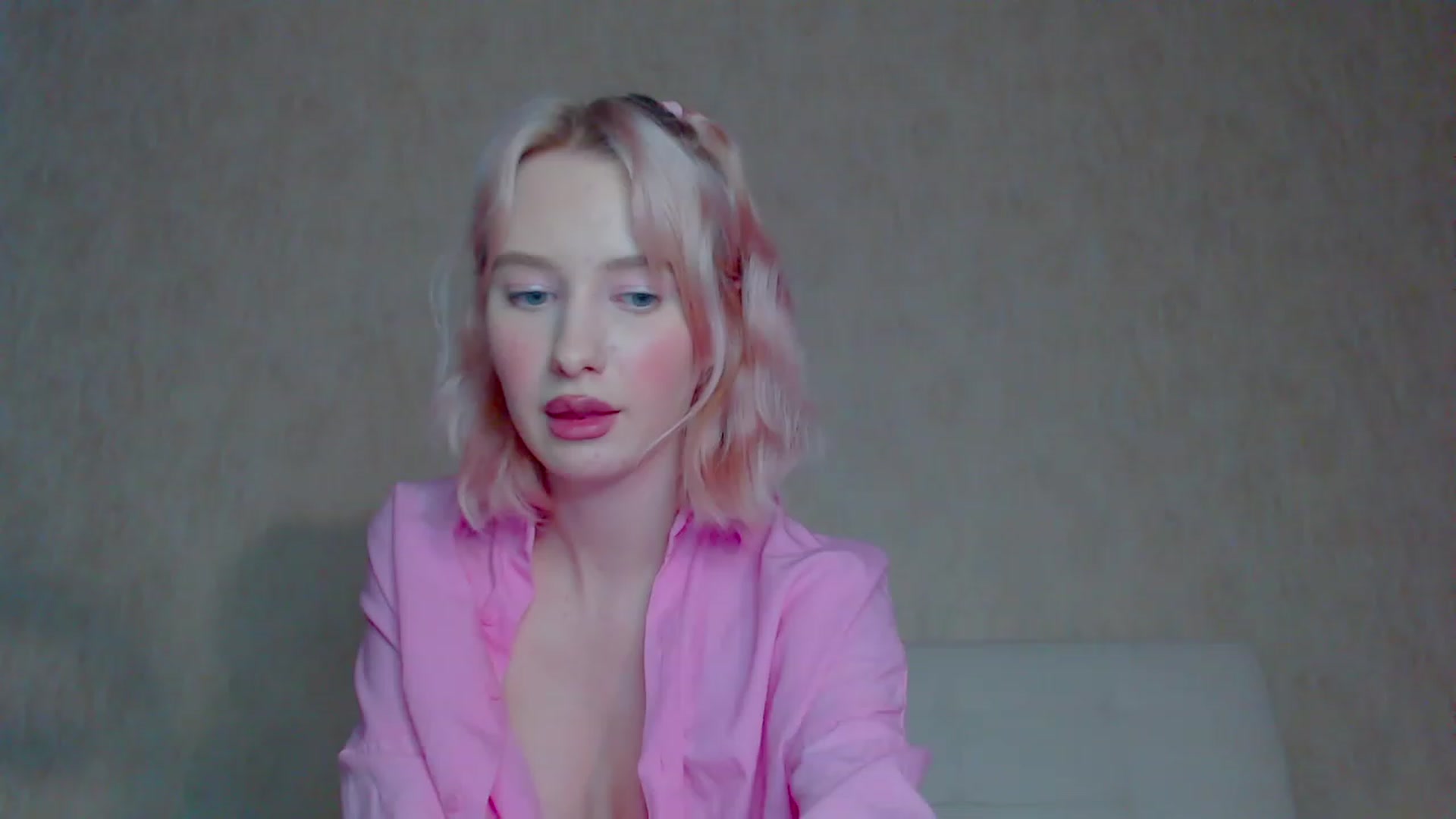 Gallery image thumbnail from pretty_maya_'s myfreecams stream on, 03/25/2023, 14:20 image 8 of 20
