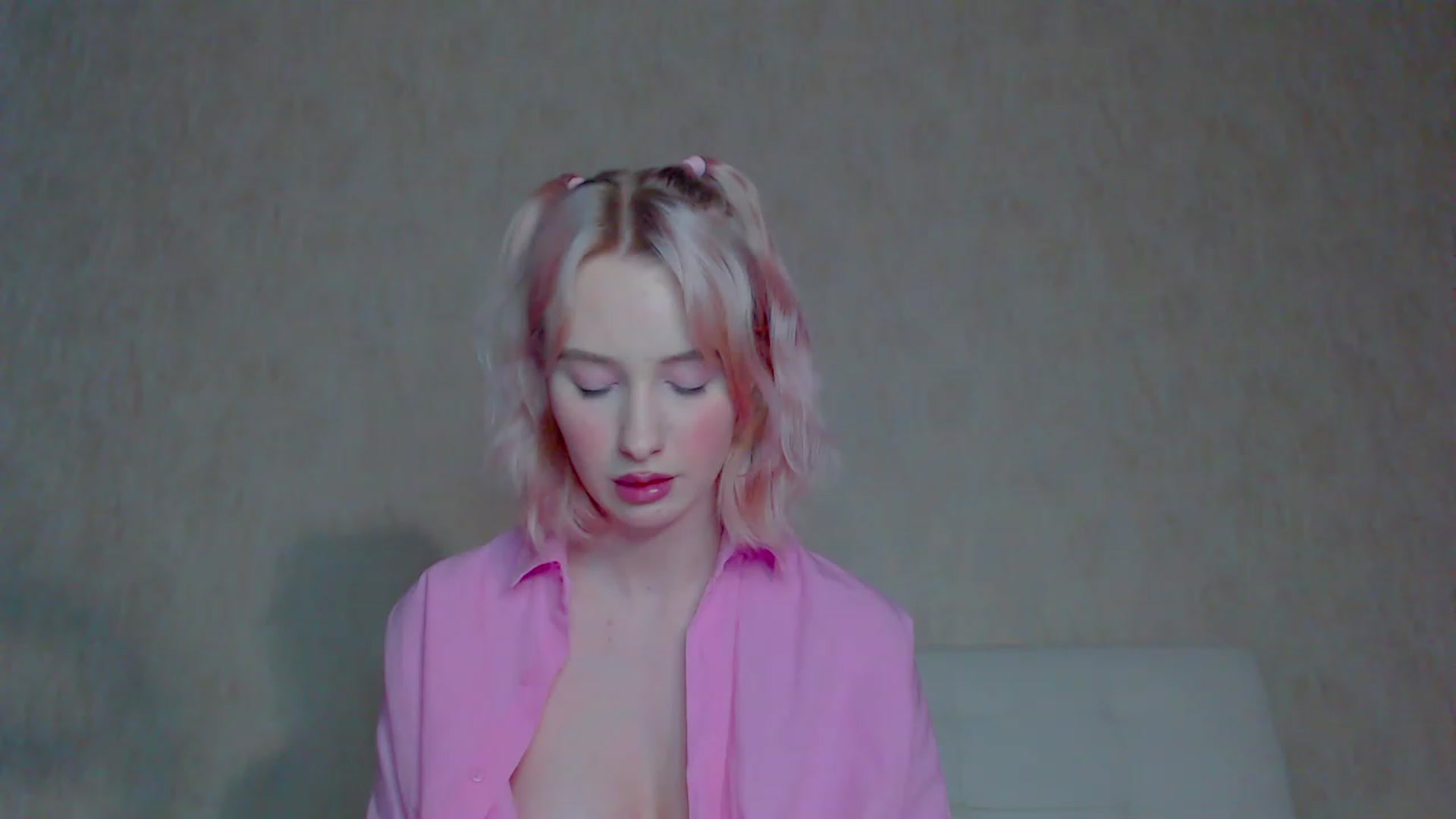 Gallery image thumbnail from pretty_maya_'s myfreecams stream on, 03/25/2023, 14:20 image 6 of 20