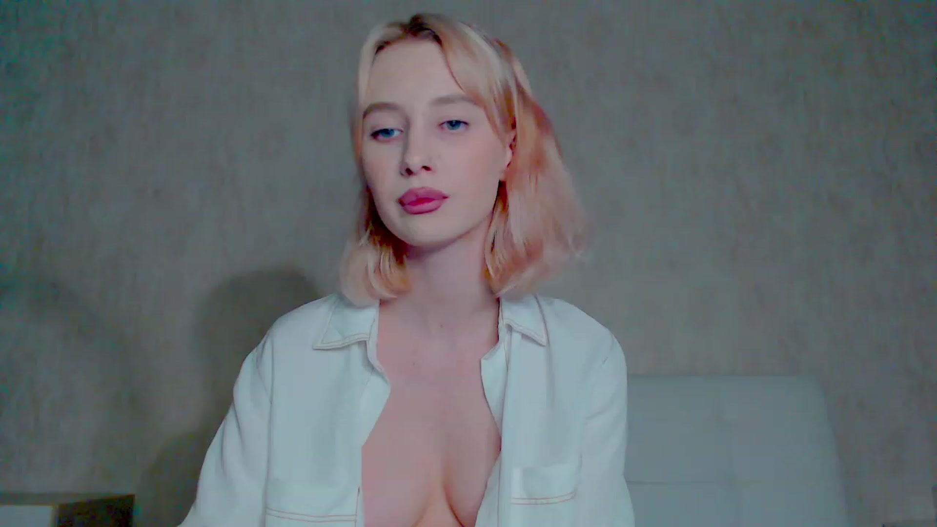Gallery image thumbnail from pretty_maya_'s myfreecams stream on, 03/28/2023, 18:40 image 5 of 20
