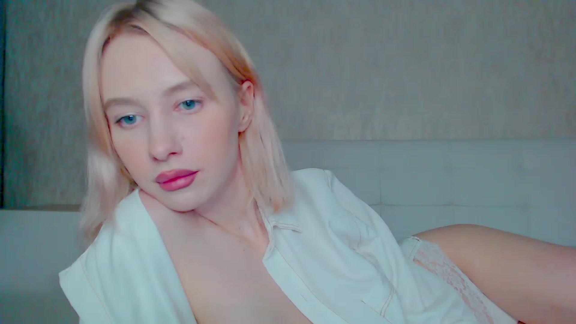 Gallery image thumbnail from pretty_maya_'s myfreecams stream on, 03/29/2023, 16:33 image 9 of 20