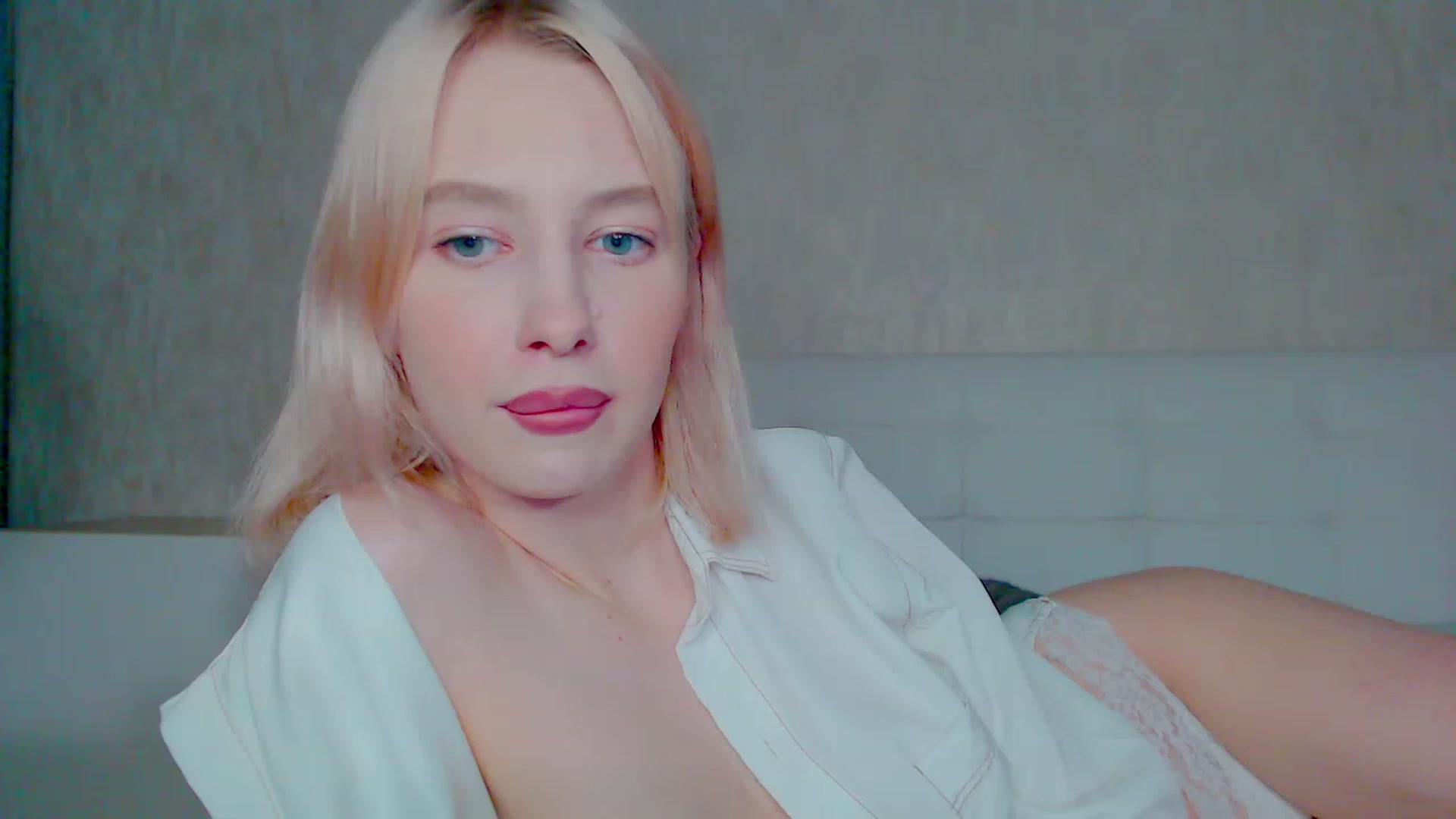 Gallery image thumbnail from pretty_maya_'s myfreecams stream on, 03/29/2023, 16:33 image 11 of 20