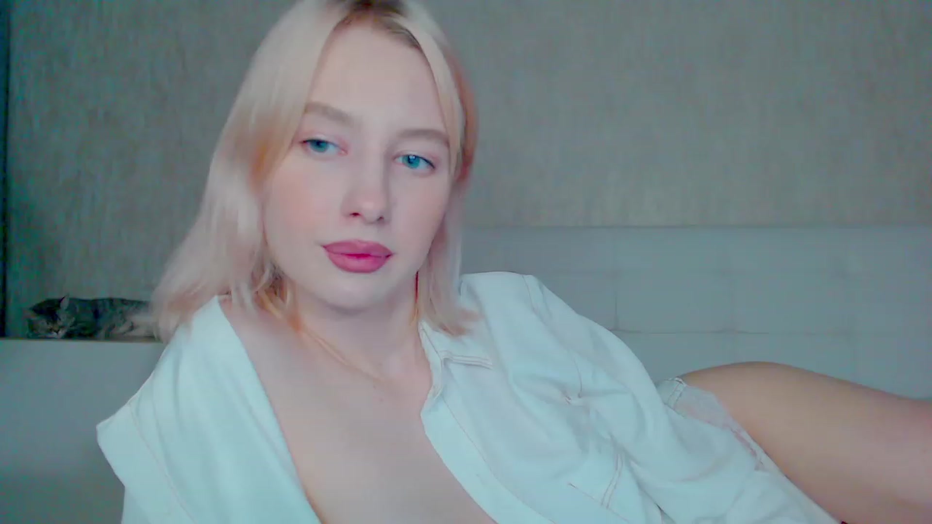 Gallery image thumbnail from pretty_maya_'s myfreecams stream on, 03/29/2023, 16:33 image 8 of 20