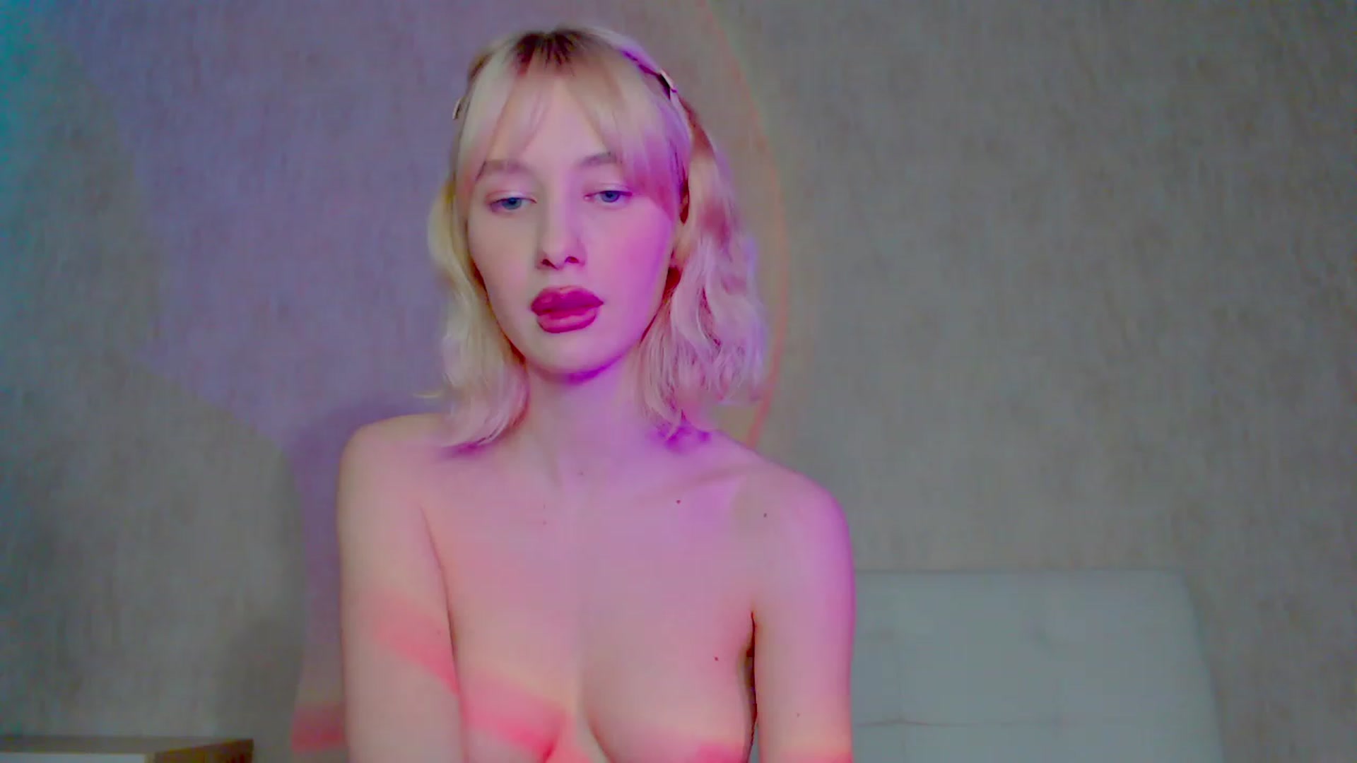 Gallery image thumbnail from pretty_maya_'s myfreecams stream on, 04/10/2023, 11:55 image 9 of 20