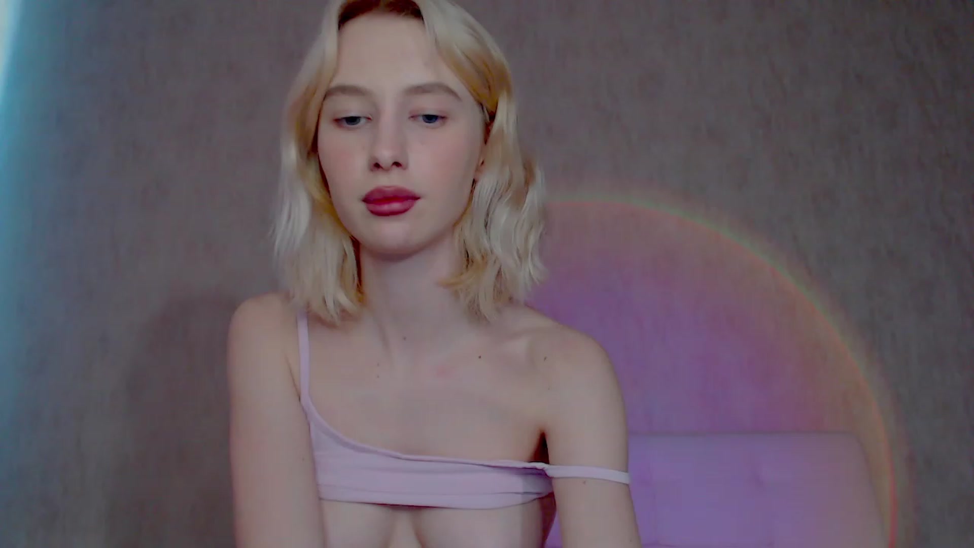 Gallery image thumbnail from pretty_maya_'s myfreecams stream on, 04/20/2023, 09:45 image 15 of 20