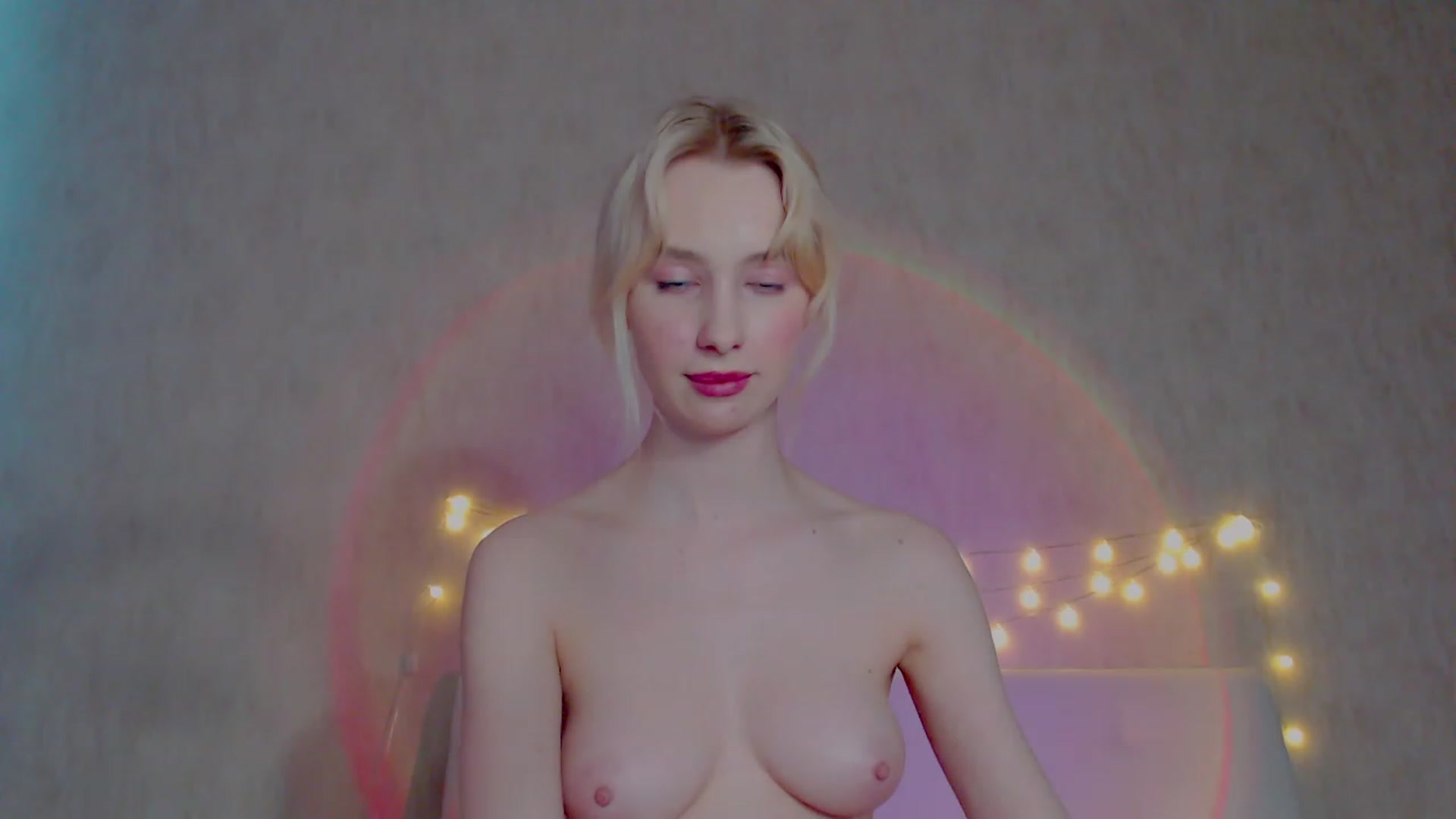 Gallery image thumbnail from pretty_maya_'s myfreecams stream on, 04/24/2023, 10:08 image 19 of 20