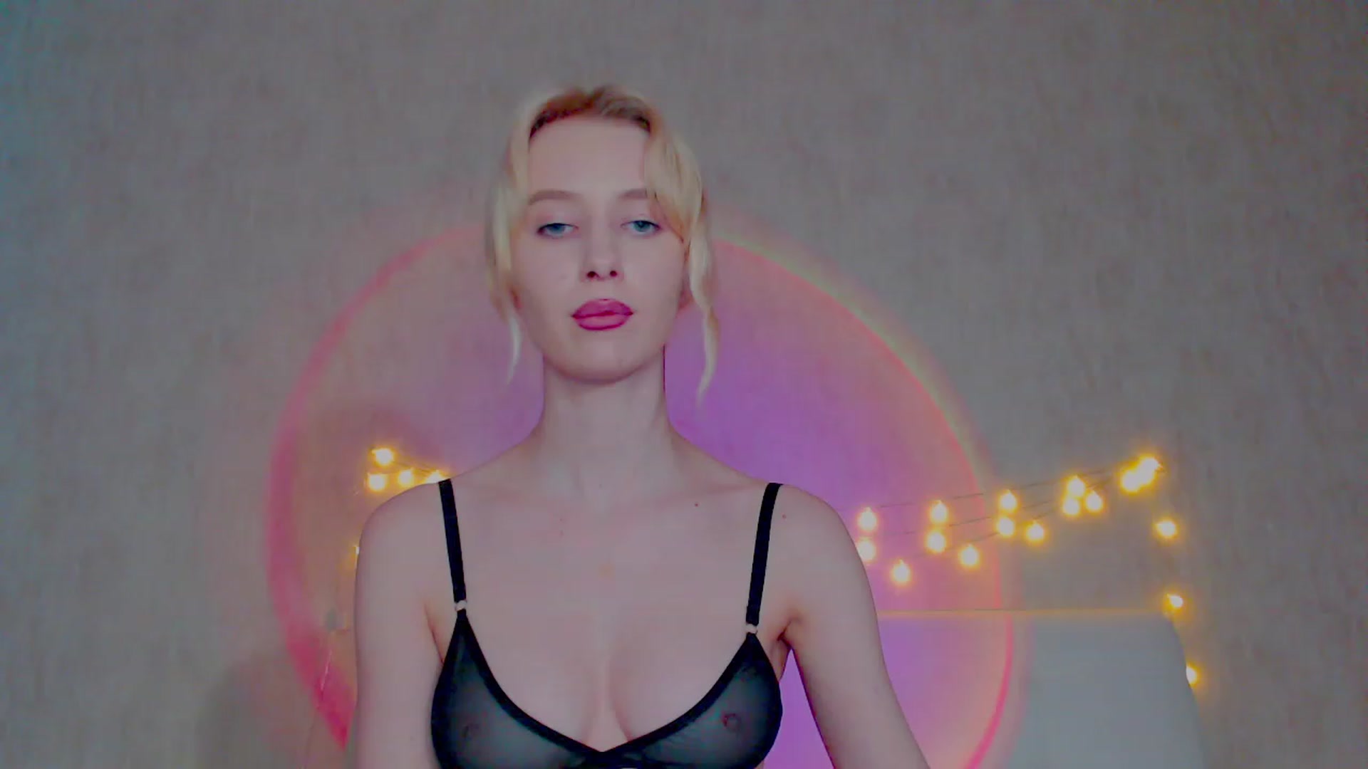 Gallery image thumbnail from pretty_maya_'s myfreecams stream on, 04/27/2023, 13:08 image 19 of 20