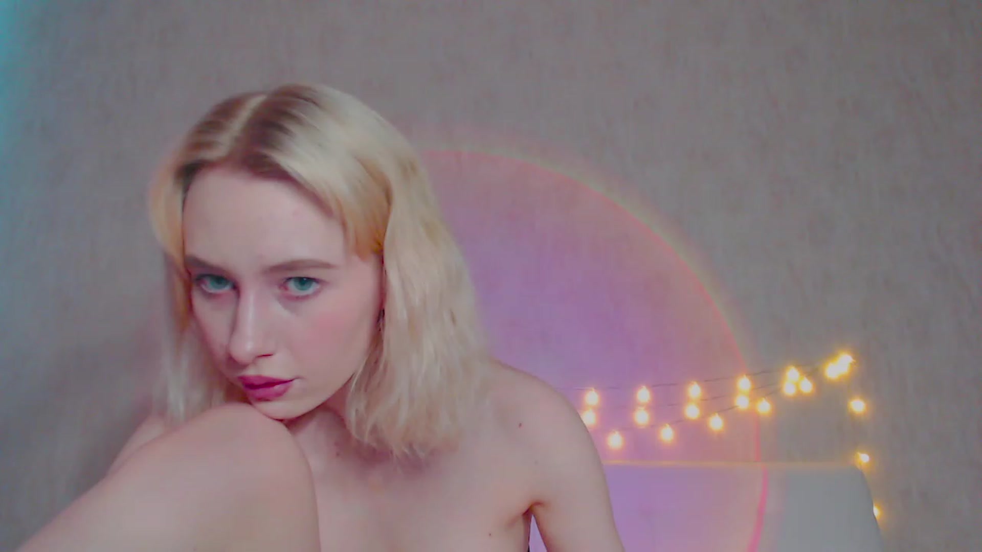 Gallery image thumbnail from pretty_maya_'s myfreecams stream on, 04/28/2023, 09:01 image 19 of 20
