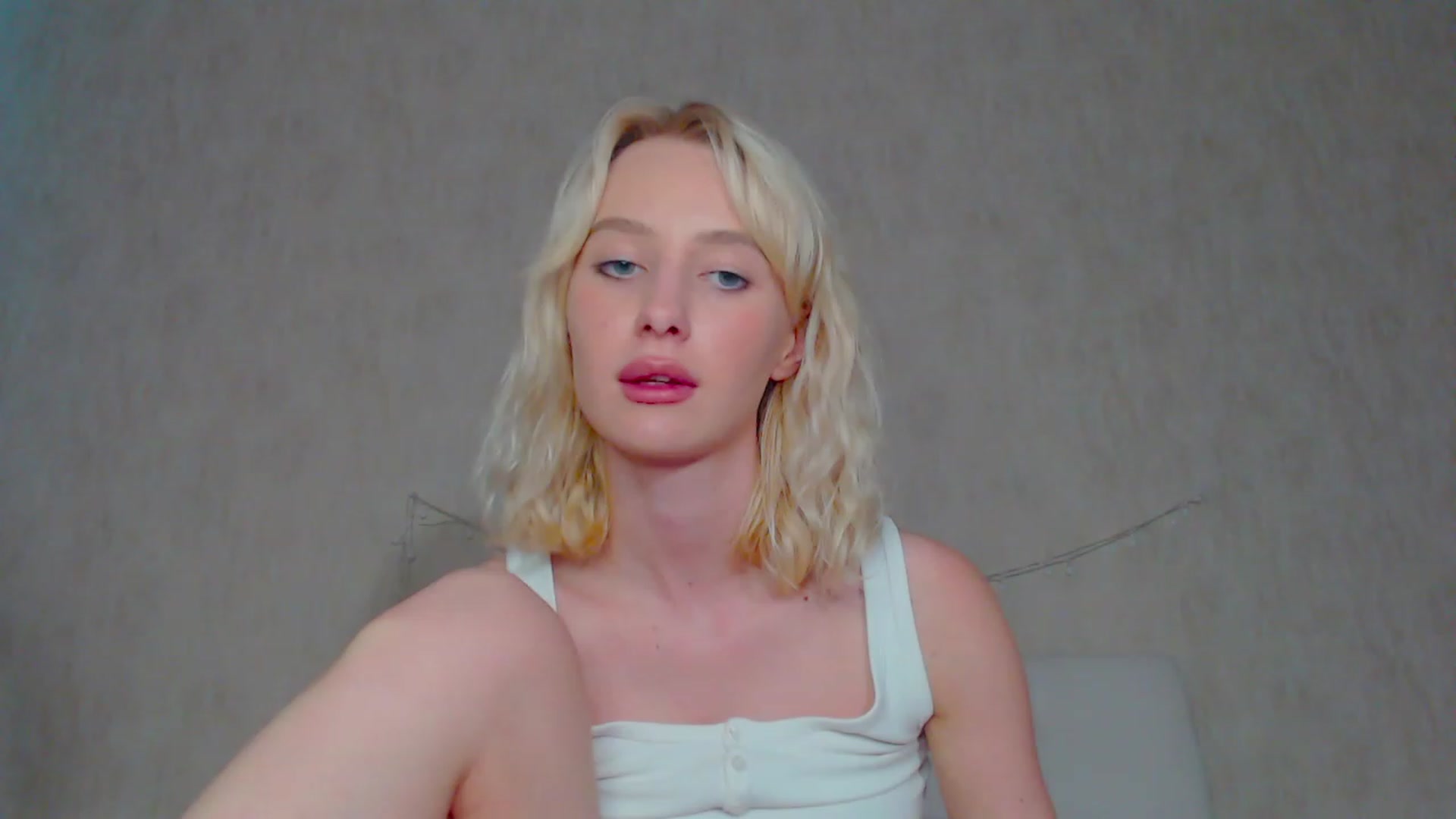 Gallery image thumbnail from pretty_maya_'s myfreecams stream on, 06/06/2023, 13:22 image 6 of 20