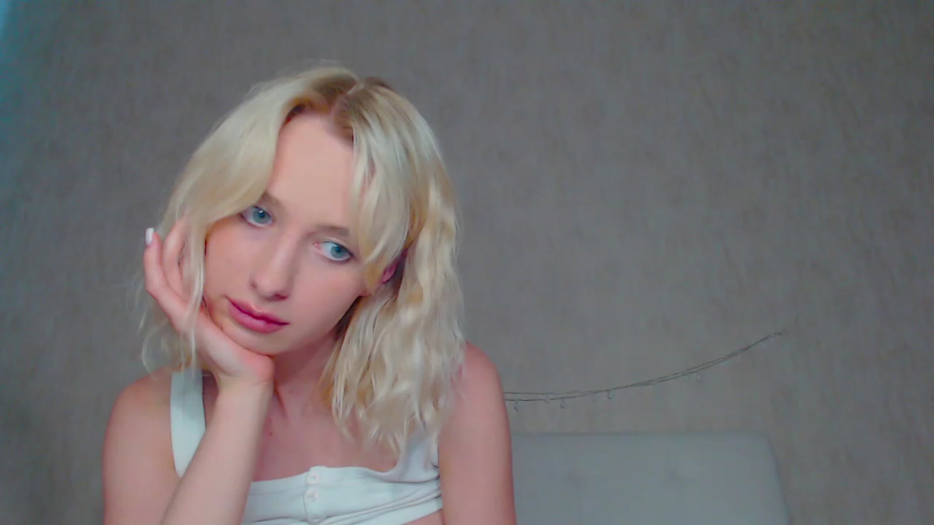 Gallery image thumbnail from pretty_maya_'s myfreecams stream on, 06/06/2023, 15:22 image 1 of 20