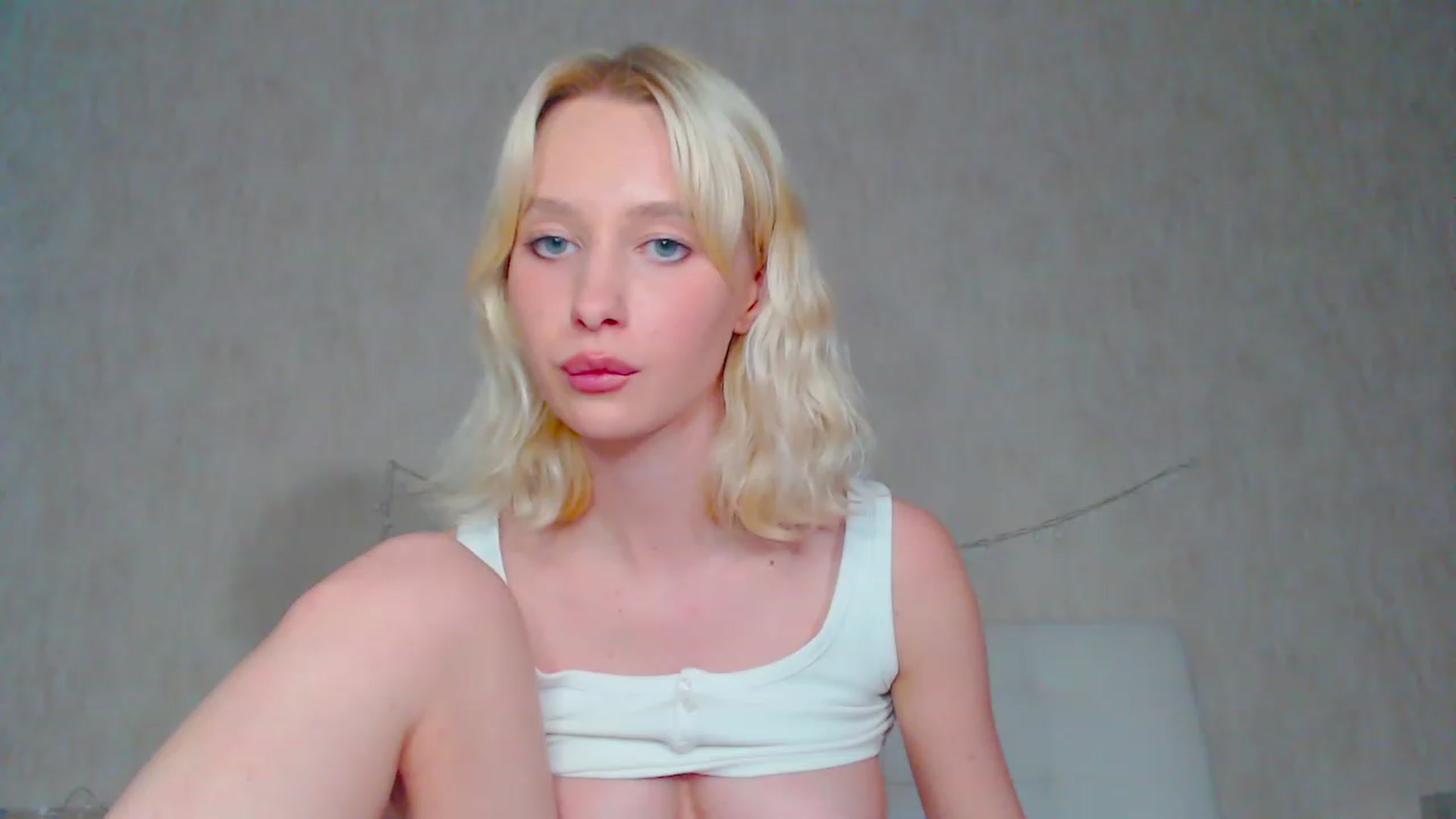 Gallery image thumbnail from pretty_maya_'s myfreecams stream on, 06/13/2023, 16:50 image 19 of 20