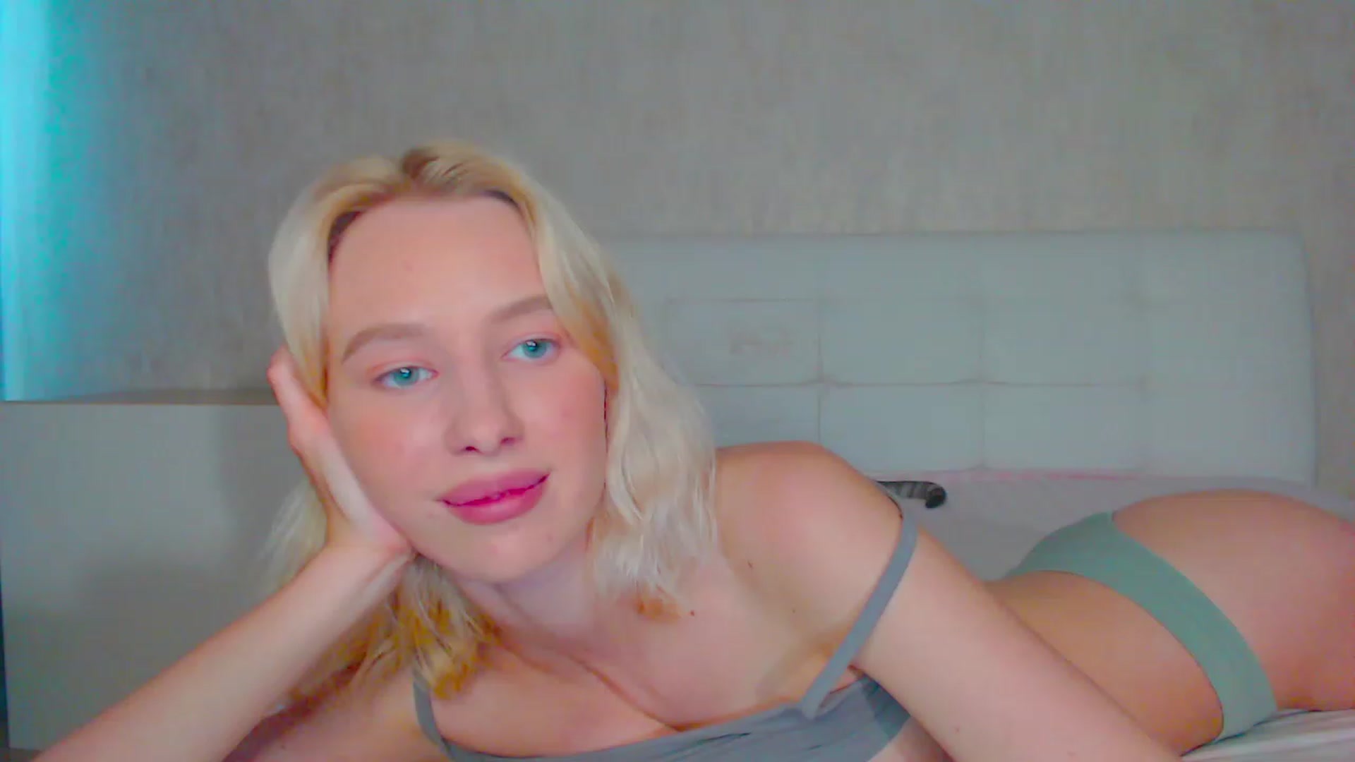 Gallery image thumbnail from pretty_maya_'s myfreecams stream on, 06/29/2023, 10:18 image 9 of 20
