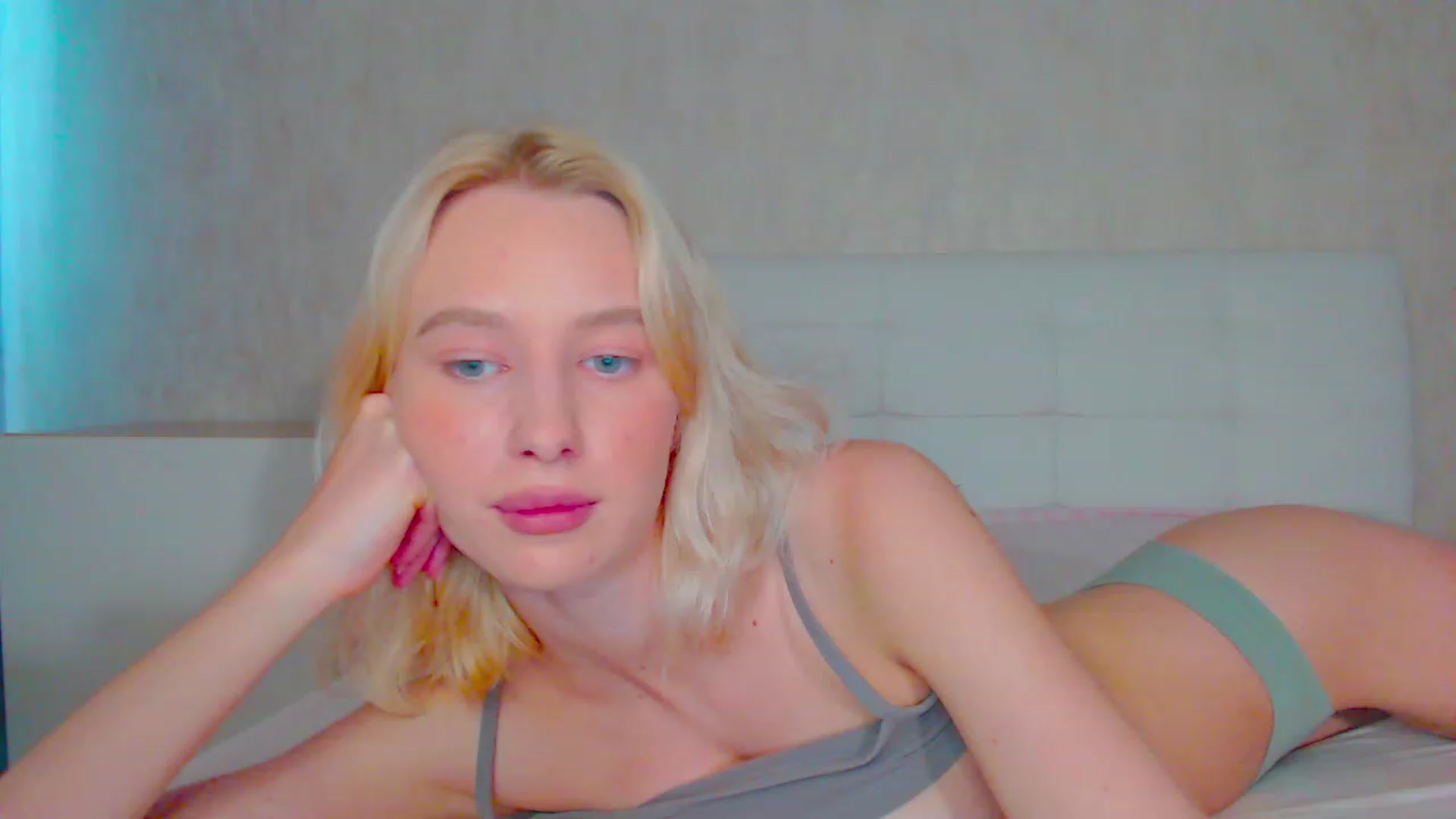 Gallery image thumbnail from pretty_maya_'s myfreecams stream on, 06/29/2023, 10:18 image 10 of 20