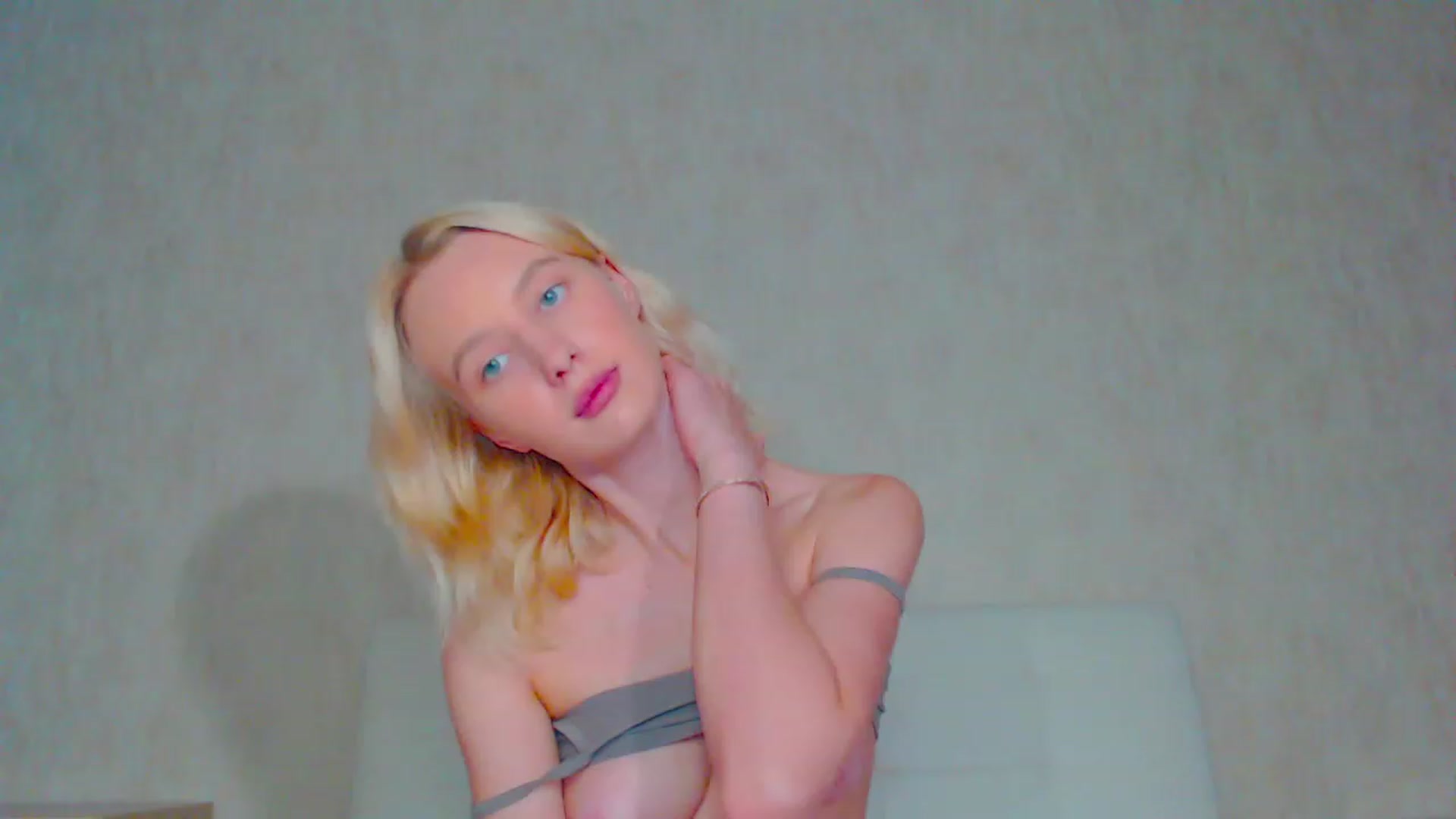 Gallery image thumbnail from pretty_maya_'s myfreecams stream on, 06/29/2023, 16:09 image 8 of 20
