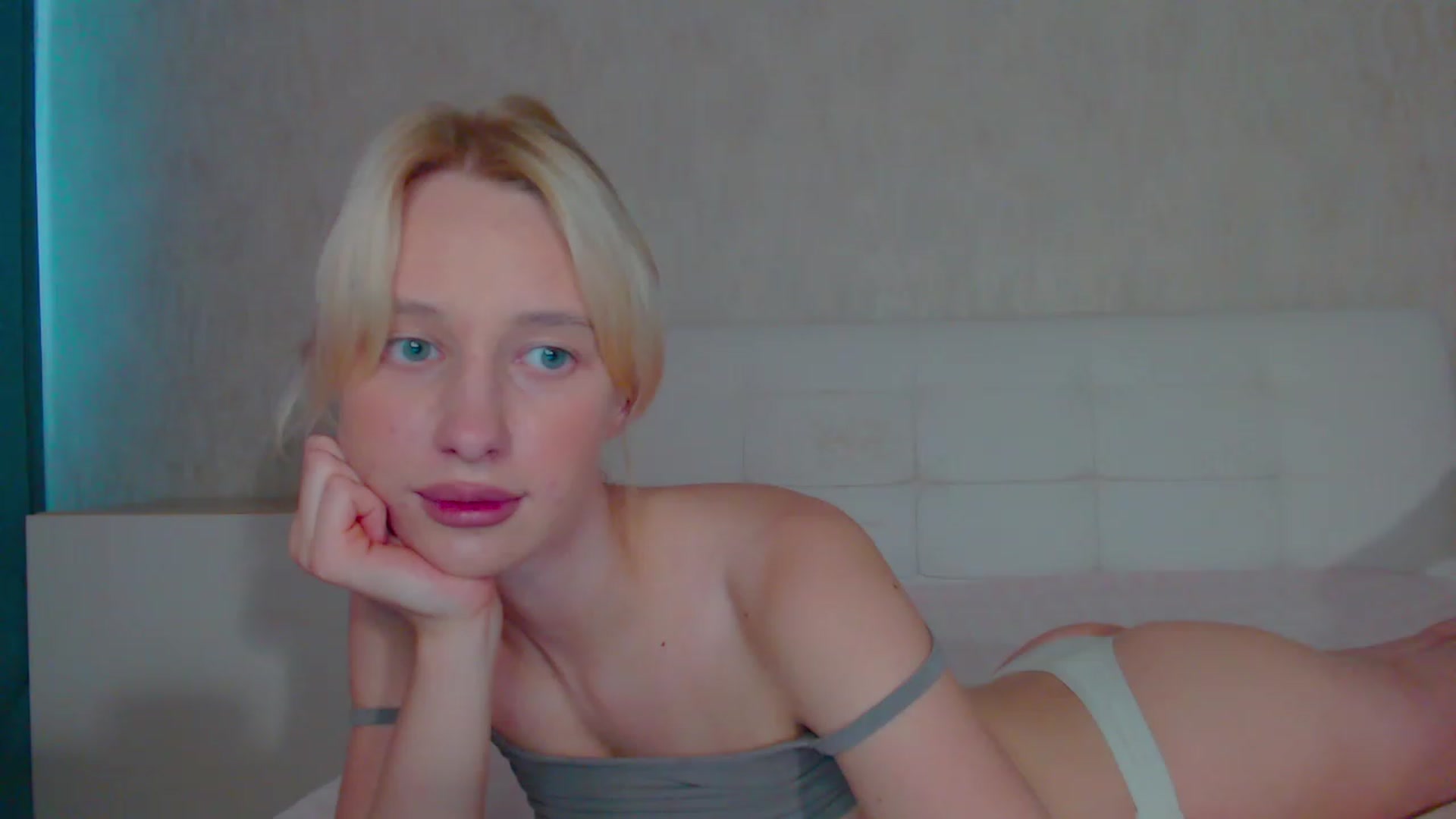 Gallery image thumbnail from pretty_maya_'s myfreecams stream on, 07/04/2023, 11:14 image 17 of 20