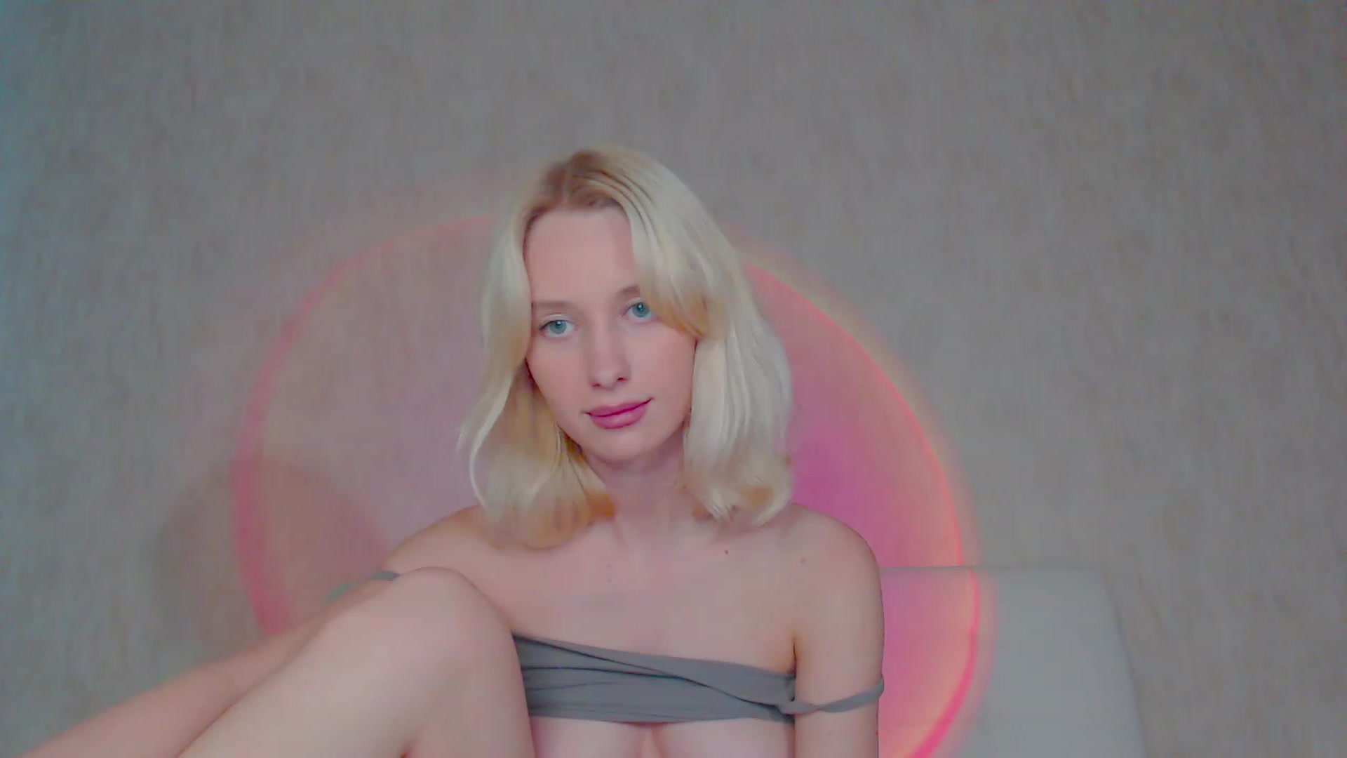 Gallery image thumbnail from pretty_maya_'s myfreecams stream on, 07/10/2023, 14:27 image 2 of 20